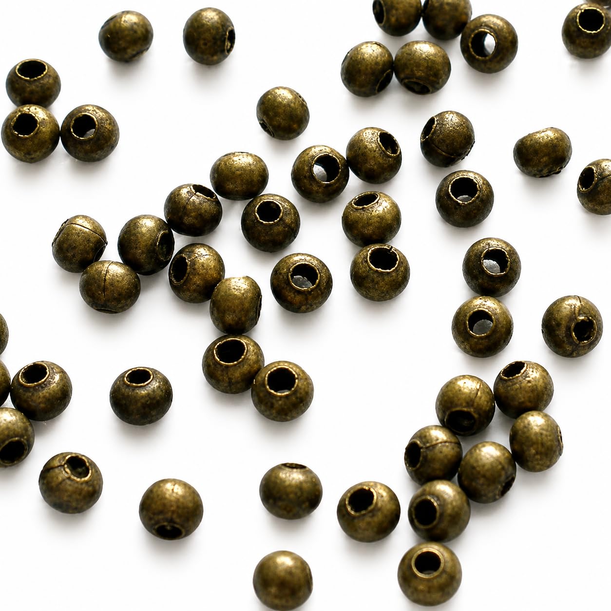 Estación de Abalorios (500 Piezas Tiny Metal Perlas de Espaciador Redondo para fabricación de joyería, 3,2 mm, Bronce Antiguo