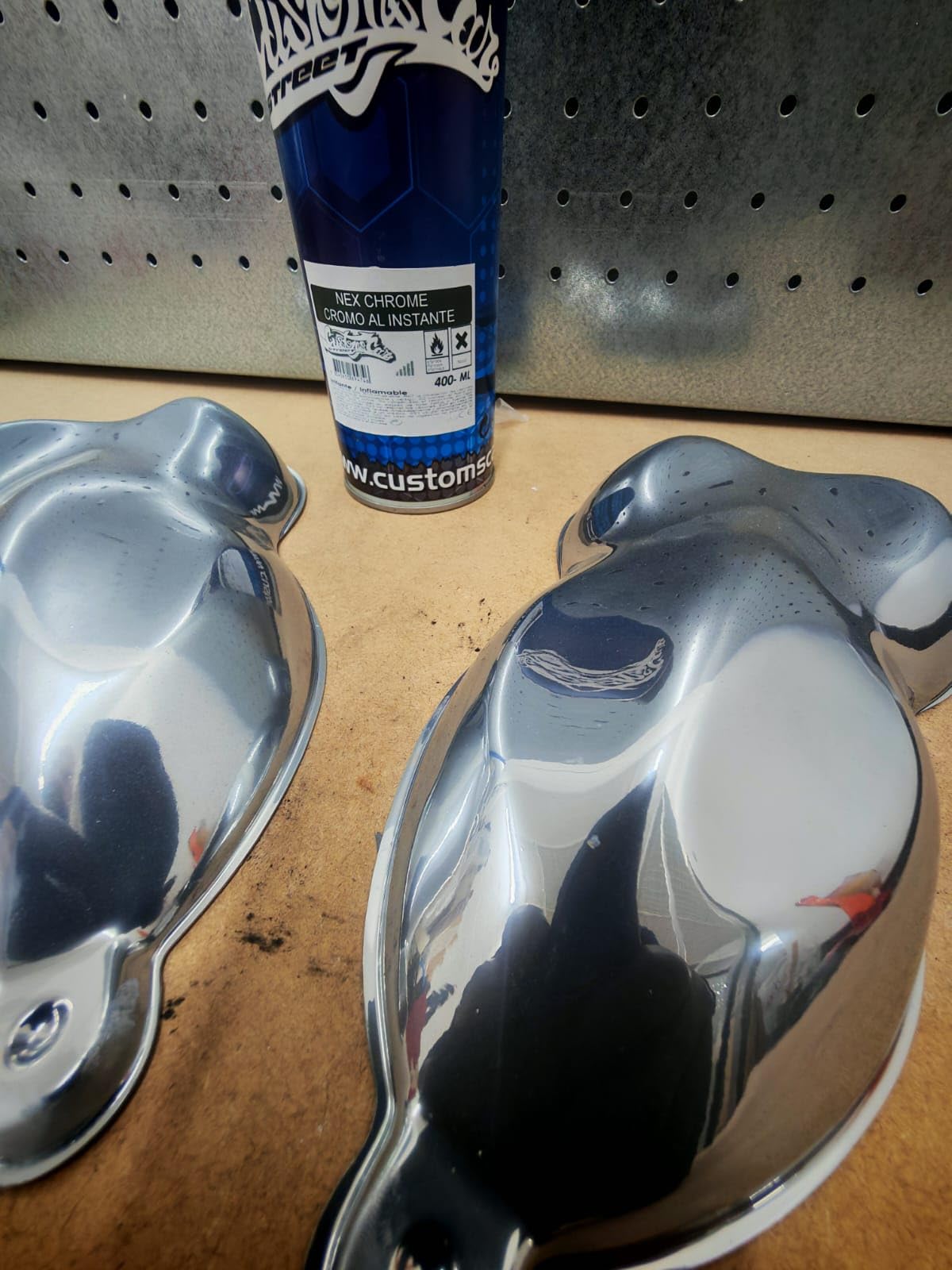 CustomCar Pintura Cromada Nex Chrome, Efecto Espejo Monocapa, Aerosol 400 ml, para Ópticas faros y Superficies Múltiples
