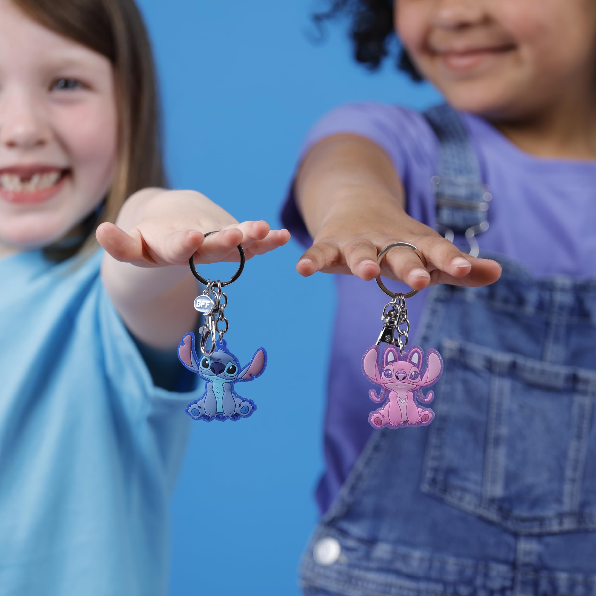 リロ&スティッチ キーホルダー、ピンズセット 楽天市場】【ディズニー 公式商品】 3連アクリルキーホルダー