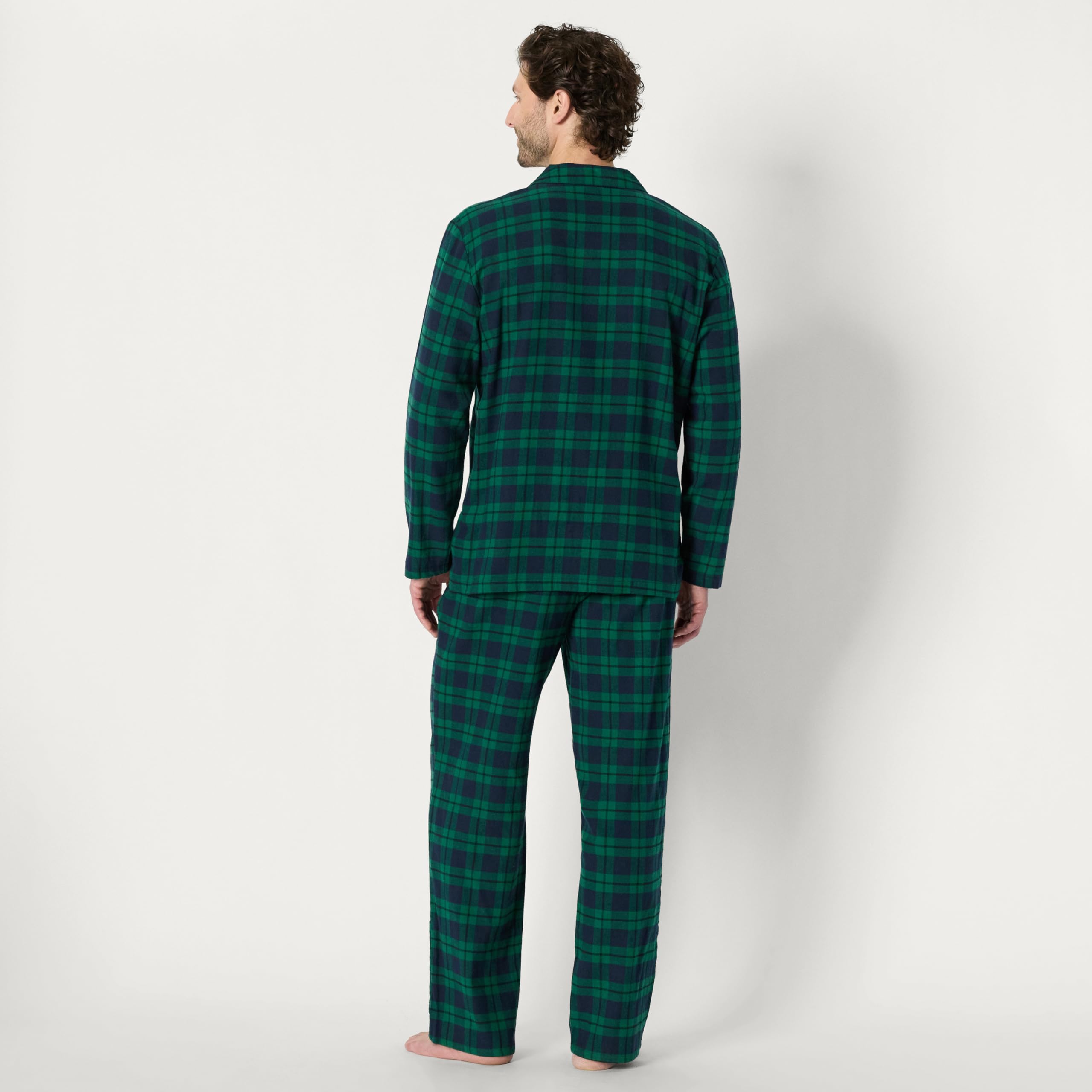 Amazon Essentials Completi Coordinati di Pigiami Natalizi per La Famiglia