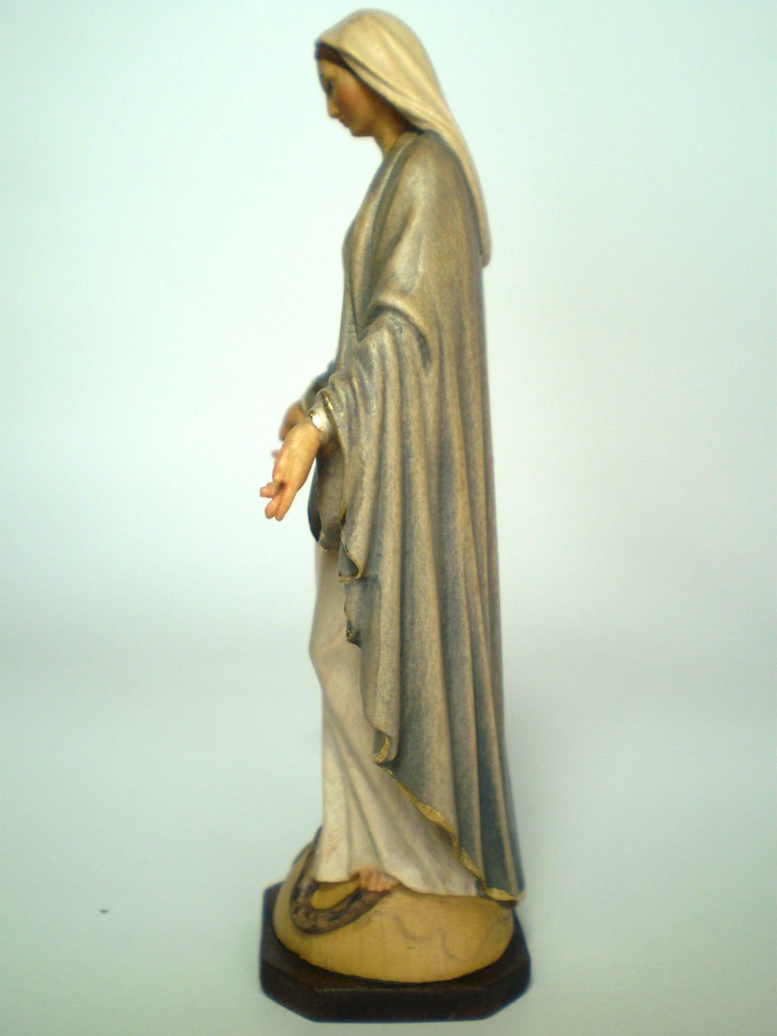 木彫り マリア像 12cm カトリック 置物 メジュゴリエ C マリア様
