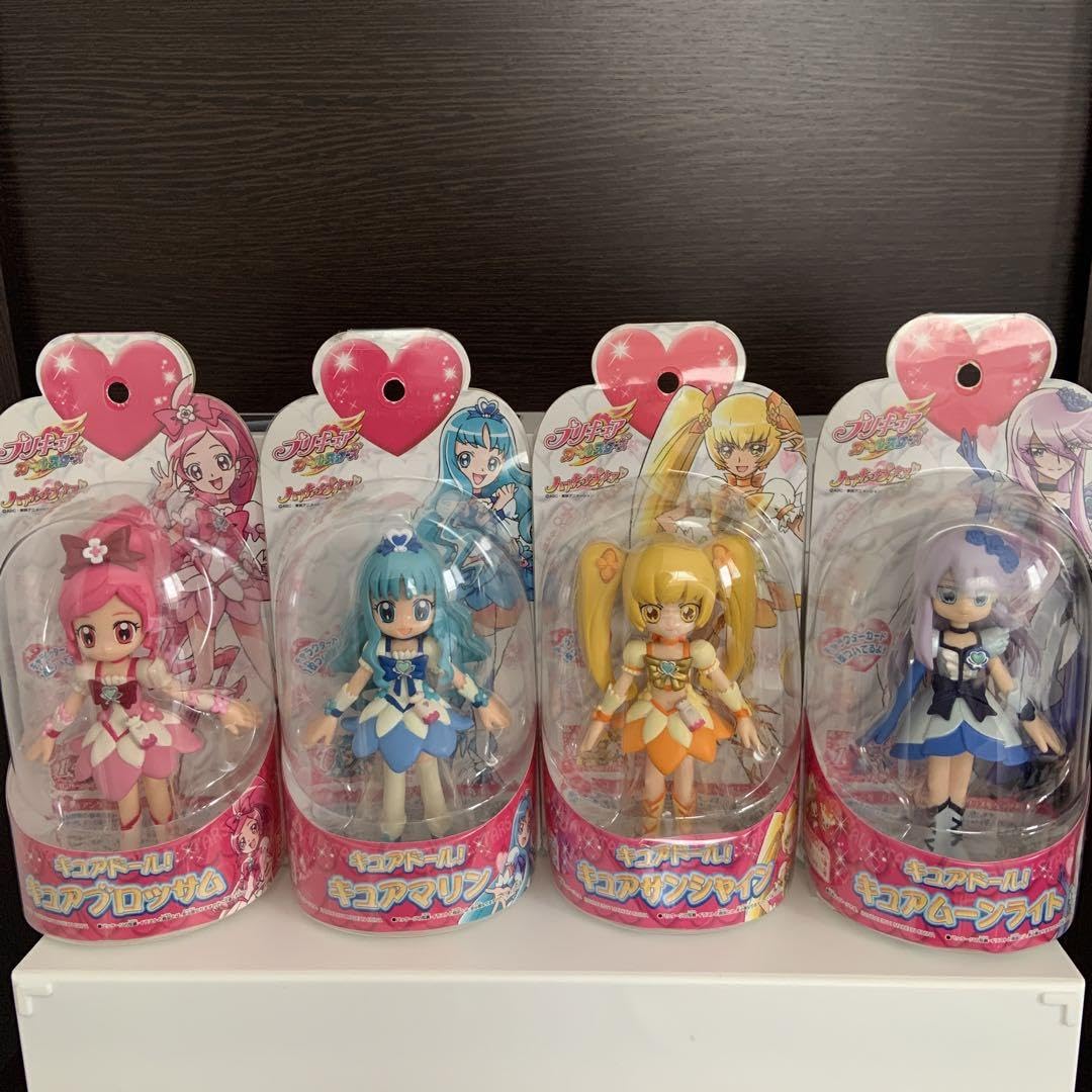 【未開封・激レア】キュアドール　歴代プリキュア全33体 + 6体 未開封・激レア】キュアドール 歴代プリキュア全33体 + 6体