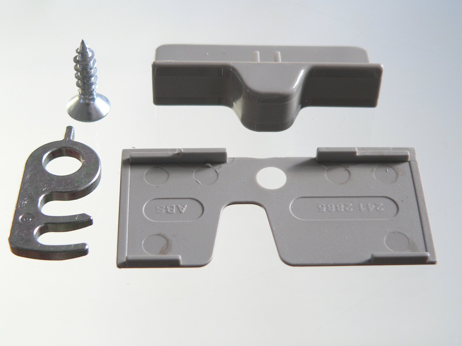 Serrure Porte Frigo Serrure Angle Réfrigérateur Camping-car VHEUHZ - Série RM 7 Référence 2412757805 Pièce Détachée Caravane Motorhome Serrure Porte Frigo Serrure Angle Réfrigérateur Camping-car VHEUHZ - Série RM 7 Référence 2412757805 Pièce Détachée Caravane Motorhome