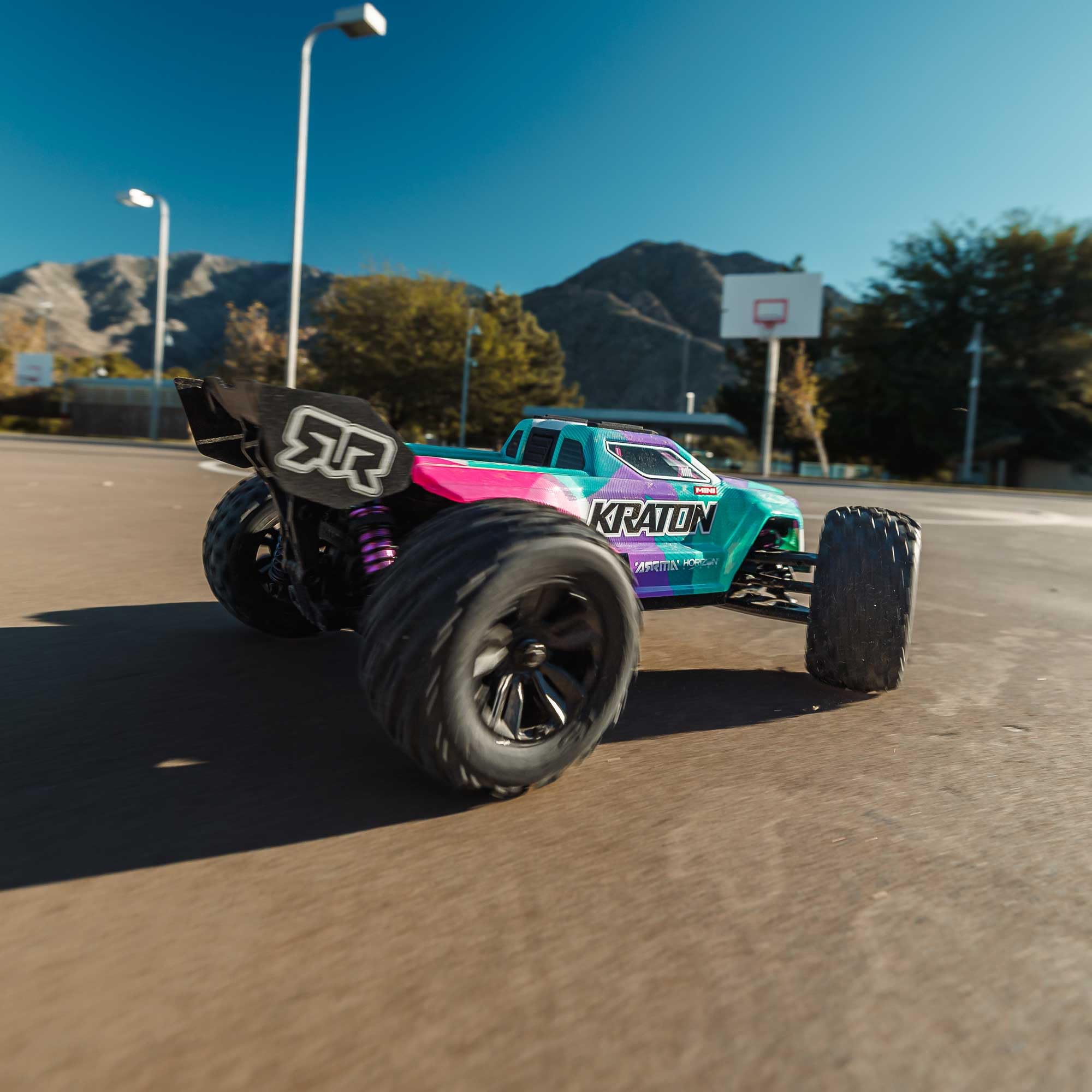 ARRMA Camión de velocidad sin escobillas Mini Kraton 3S DSC 4X4 RTR 1/16 (batería 3S y cargador incluidos), verde azulado/rosa, ARA2508ST2