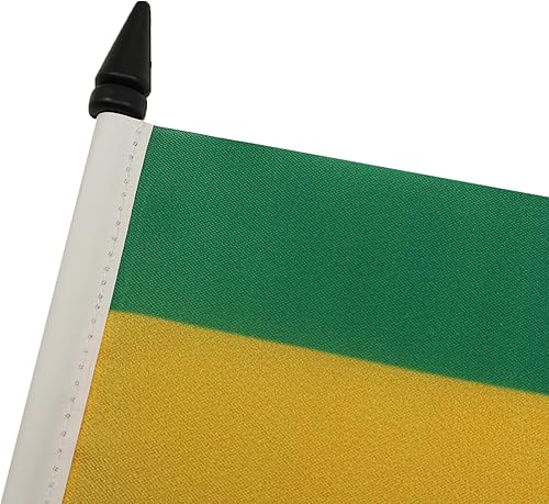 Miniatura 200 de Bandera de mesa Sierra Leona de 5 x 8 pulgadas, bandera de escritorio de Sierra Leona, 8.3 x 5.5 in, barra y base de plástico negro AZ FLAG