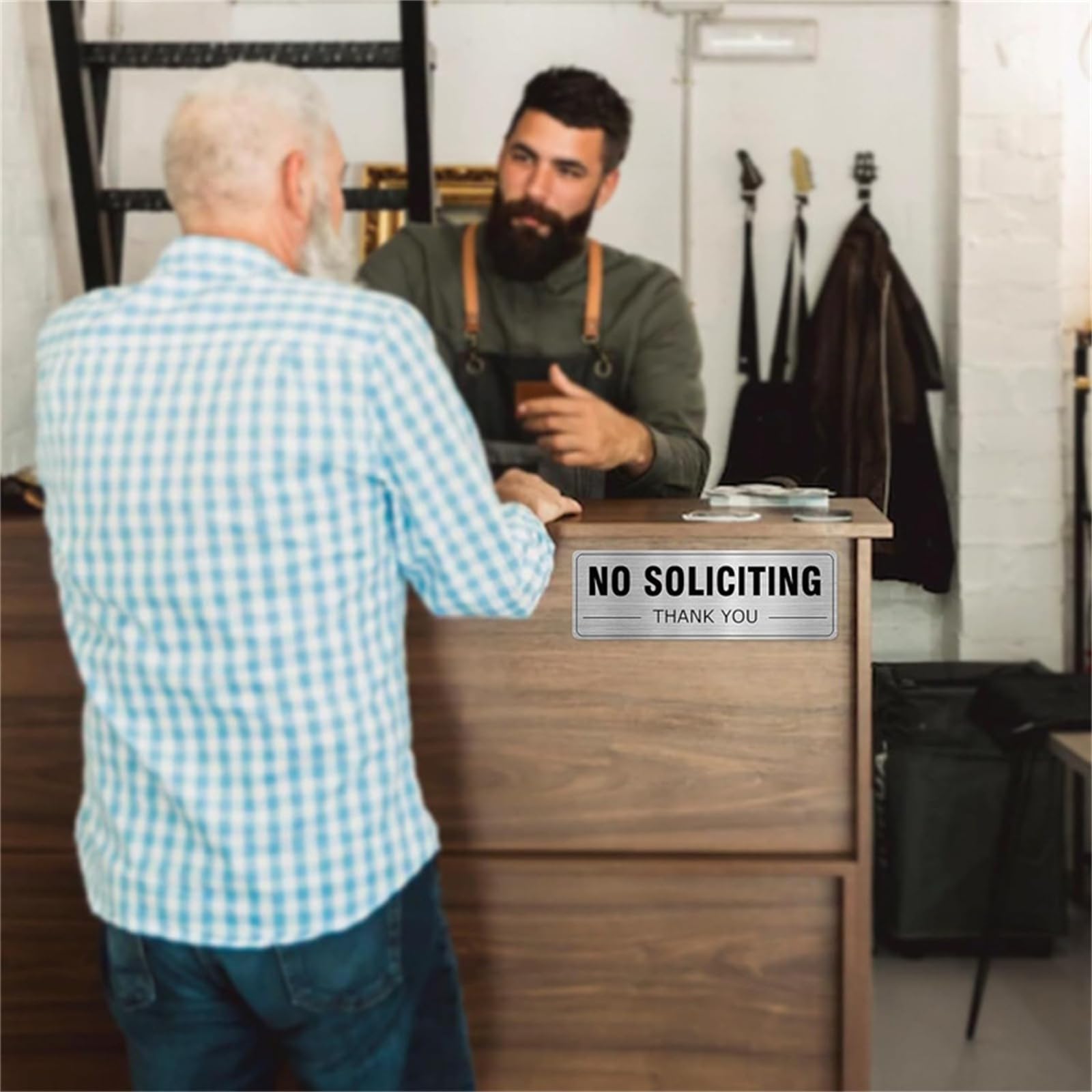 Letrero de mensaje de puerta con texto en inglés «Do Not Solicit», aluminio cepillado, paquete de 2, 9 x 3 pulgadas, con texto en negro transparente para ventana y puertas de entrada, mensaje de