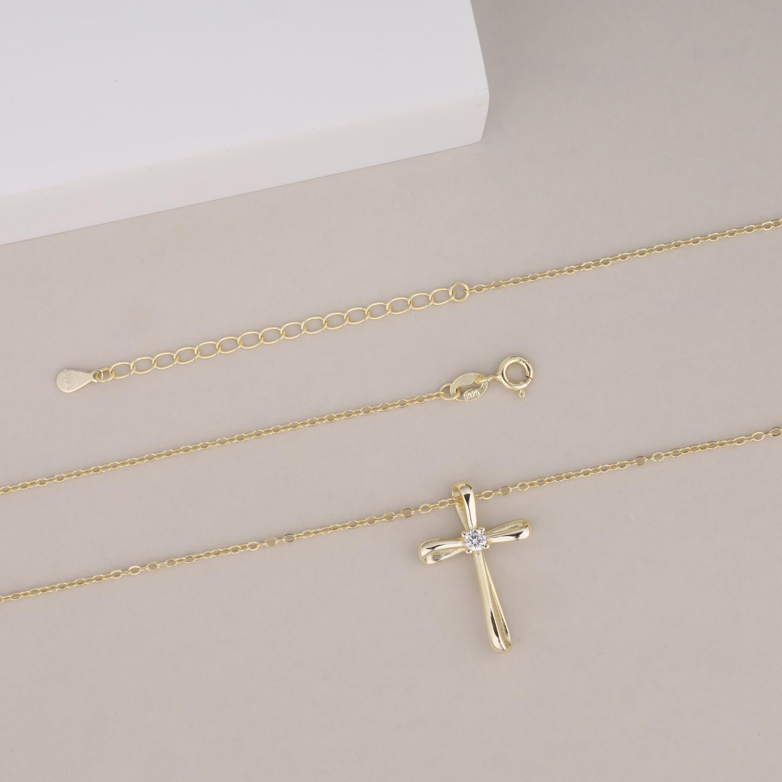 GAVU Kreuzkette Konfirmationskette Firmungskette mit Zirkonia Kreuz Anhänger aus 925 Sterling Silber für Damen