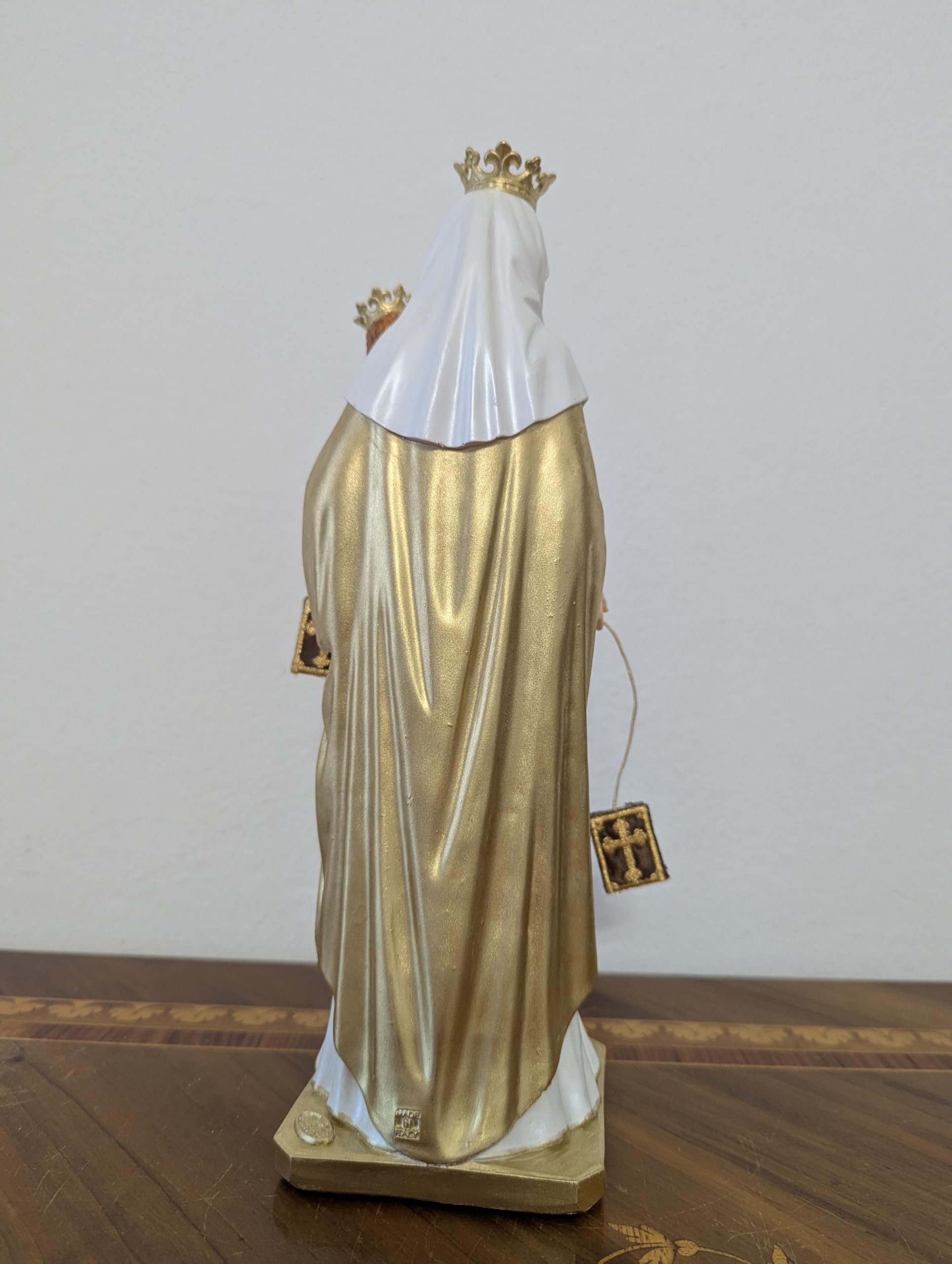 OVUNQUE PROTEGGIMI Statua Madonna del Carmine 30 cm, in Resina dipinta a mano con Scapolari in stoffa, Prodotto Artigianale Italiano