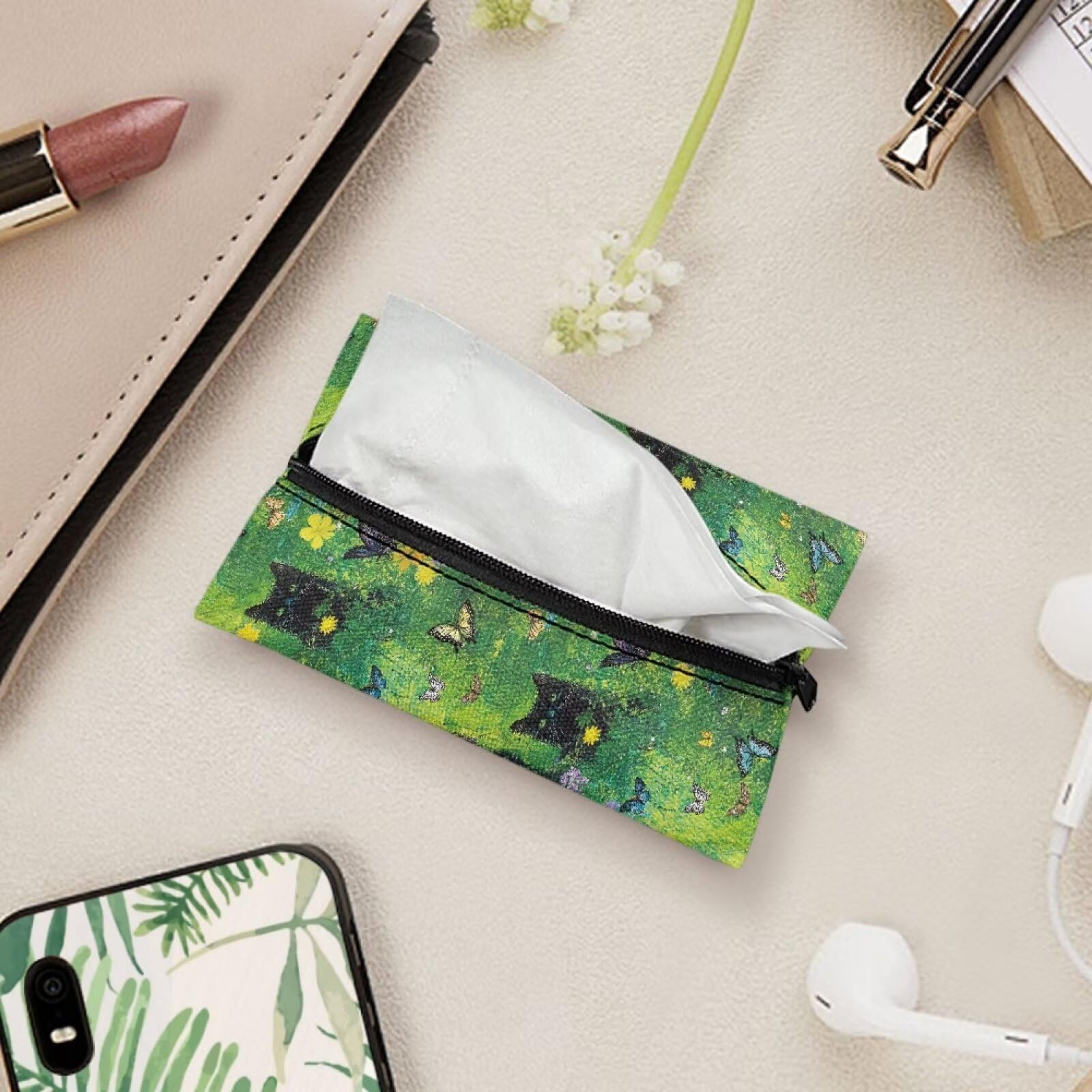 Oamsistay Car Tissue Bags, Travel Tissue Bags Mini Daily Items Organizer Pouch Car Tissues Packs Lightweight Items Easy to Carry Black Cat Print