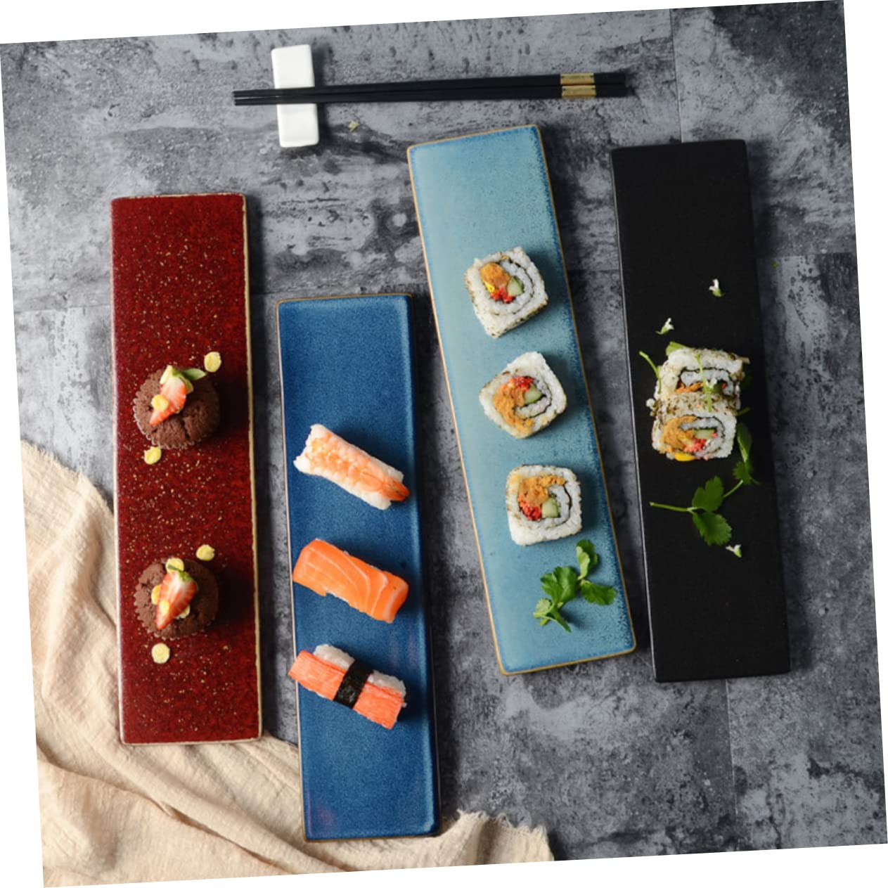 Plateau à Sushis Rectangulaire en Céramique Noir Style Japonerie