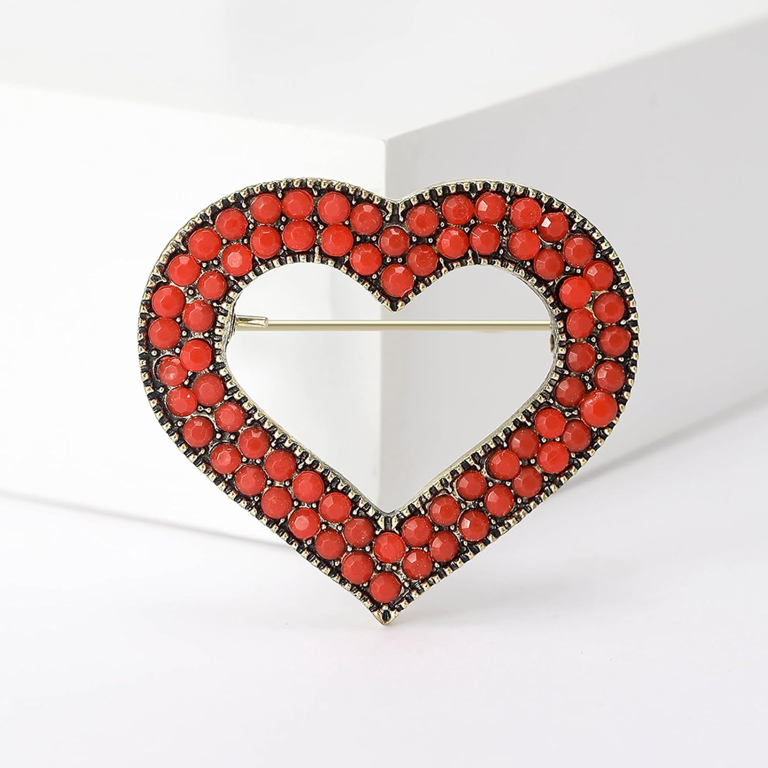 Heart Brooch Gifts for Women Rhinestone/Enamel Valentine Love Heart Lapel Pins Jewelry for Mom Wife Lovers Elegant Dress Accessories