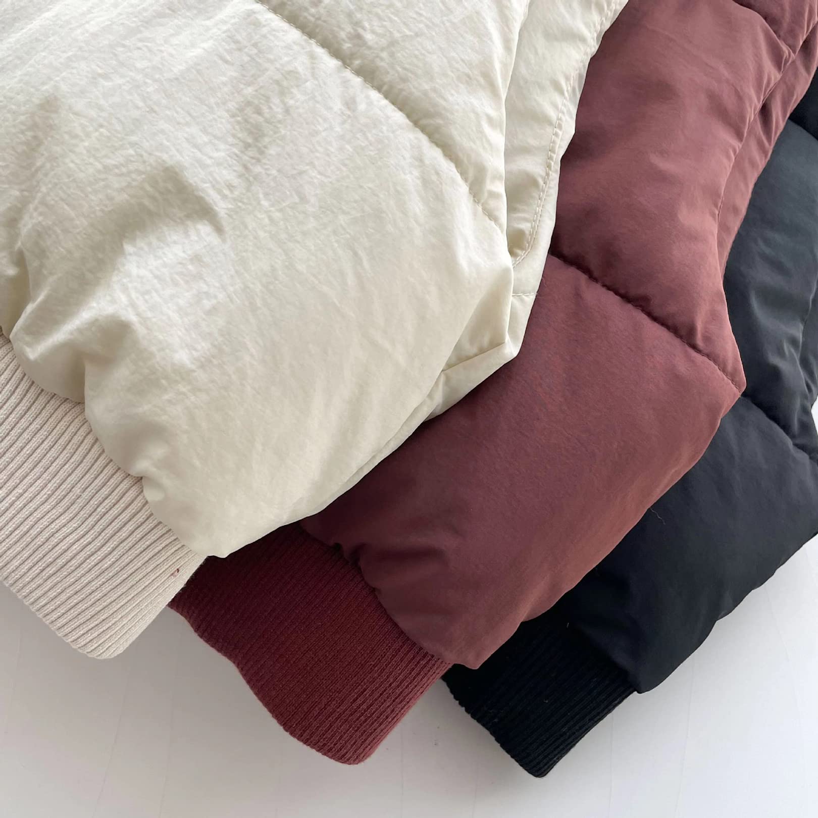 Kissonic Women's Padded Down Vest Puffer Stand Collar Zip Up Crop Sleeveless Jacket