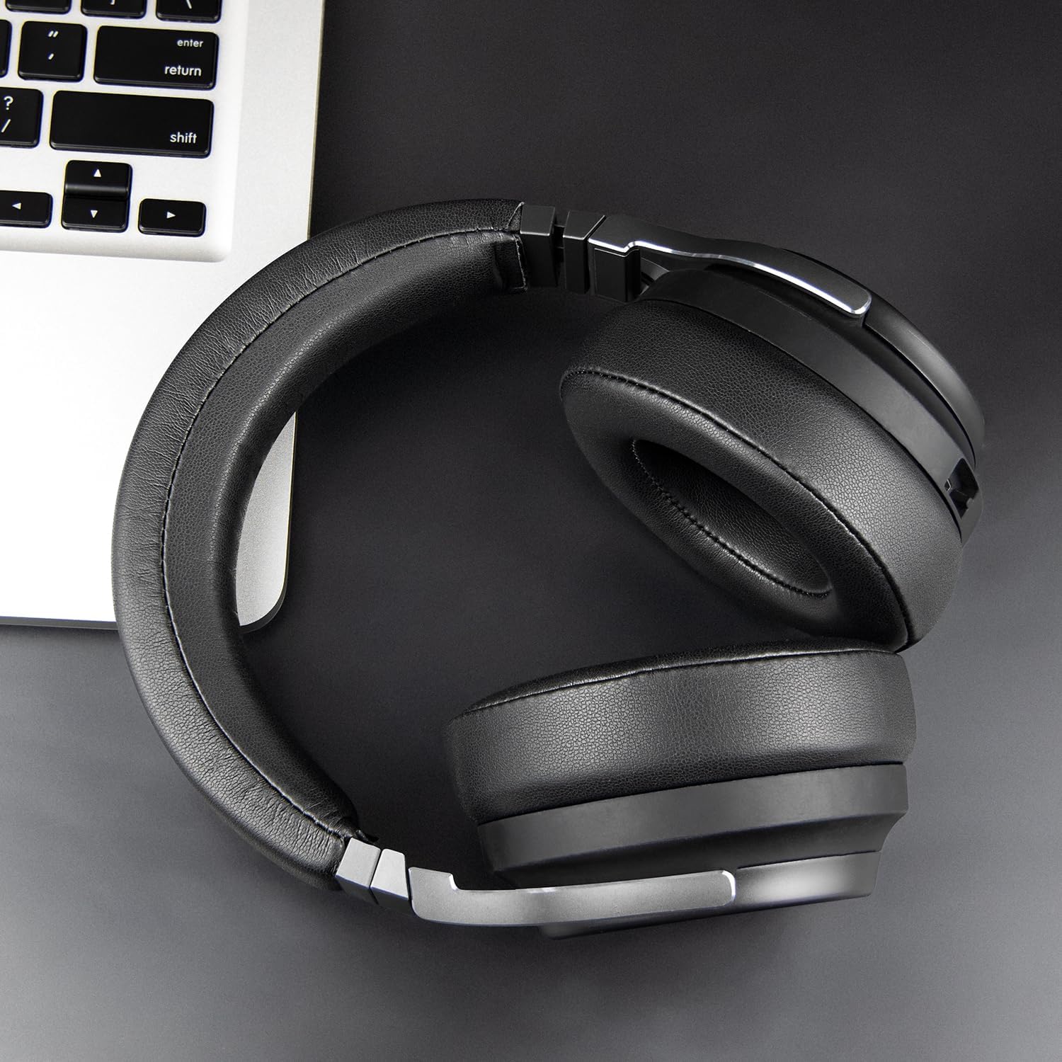 SOULWIT Replacement Kit for Corsair Virtuoso RGB Wireless XT SE Gaming Headset, Protein Leather Headband Headstrap Pad + Earpad Cushions Pad Repair Part - Black
