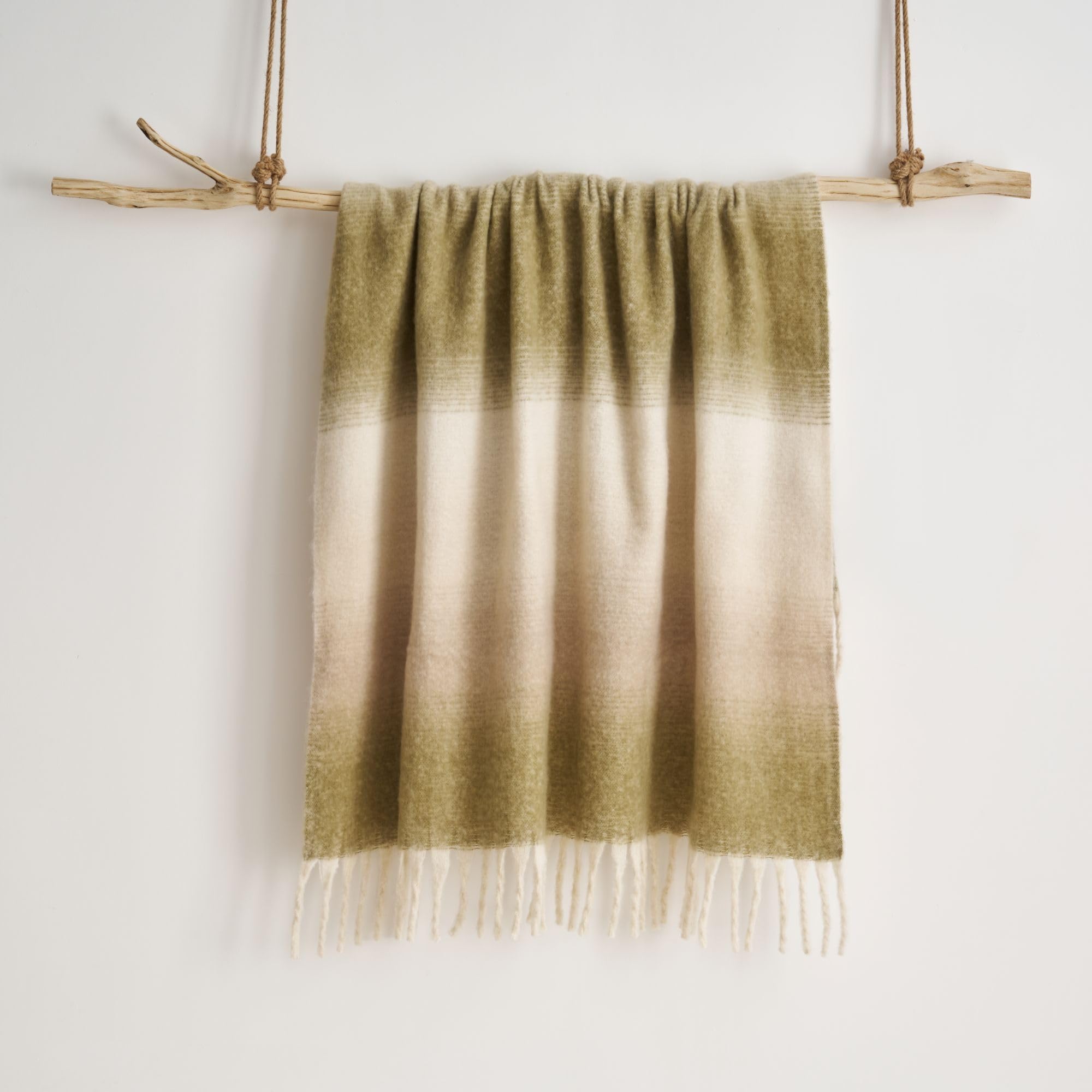 Ombre Faux Mohair Throw Blanket - 130x170cm - Green - Soft & Lightweight - Tasselled Fringe