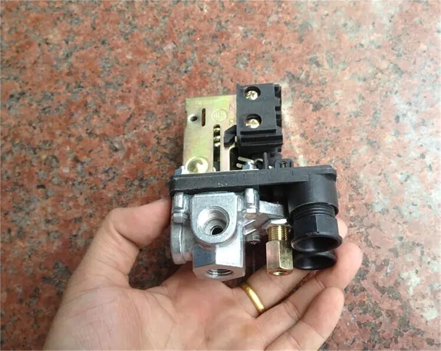 90-120psi HeavyDuty Air Compressor Pressure Switch Control Valve 4 Port