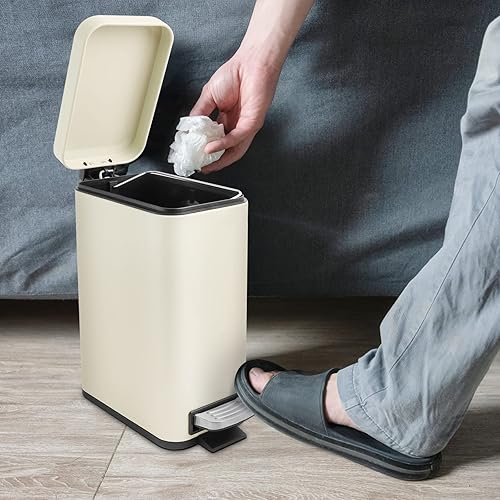 Miniatura 6 de M-Aimee Cubo de basura pequeño y delgado de 1.3 galones con tapa, cierre suave, de acero inoxidable para baño, dormitorio, oficina, cubo de basura