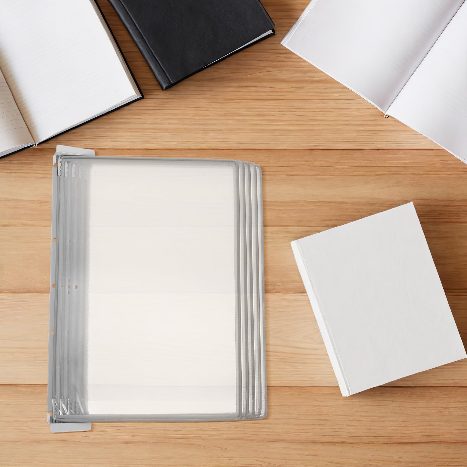 Amosfun Organizzatore da Parete per Documenti A4 5 Pagine, Porta Cartelle Sospese in Pvc e Ferro, Supporto da Parete Stabile per Ufficio e Aula, Espositore Portadocumenti per Riviste