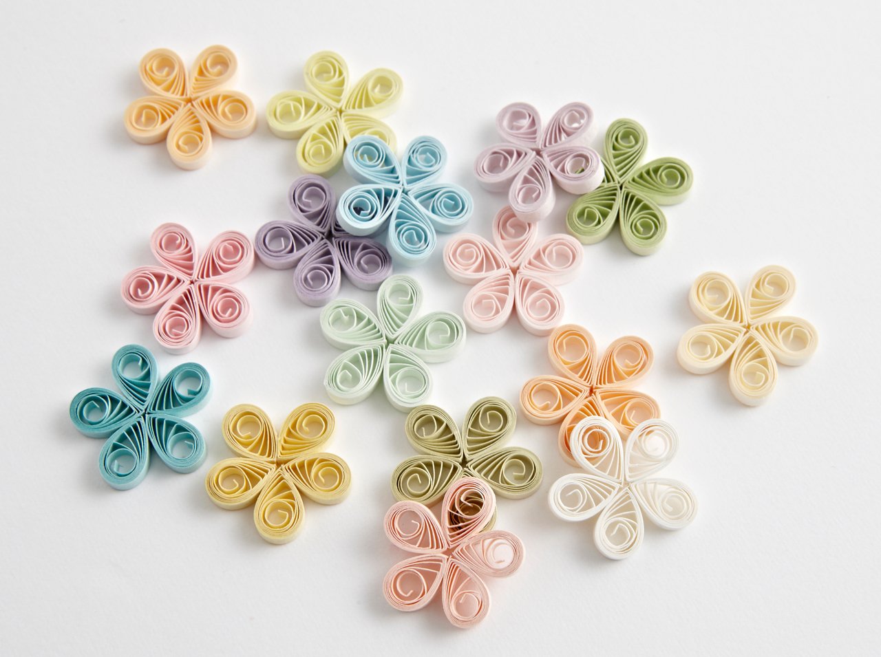 NK papier kraft quilling 16 couleurs définies SET16L