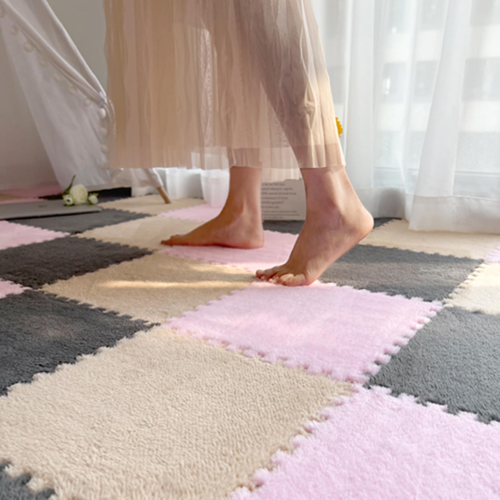 Tapete de juego de espuma entrelazada de felpa de 10 piezas, tapete de juego tipo rompecabezas de 30 x 30 cm, acolchado para ejercicio, yoga, sala de juegos y suelo de habitación (gris, marrón claro