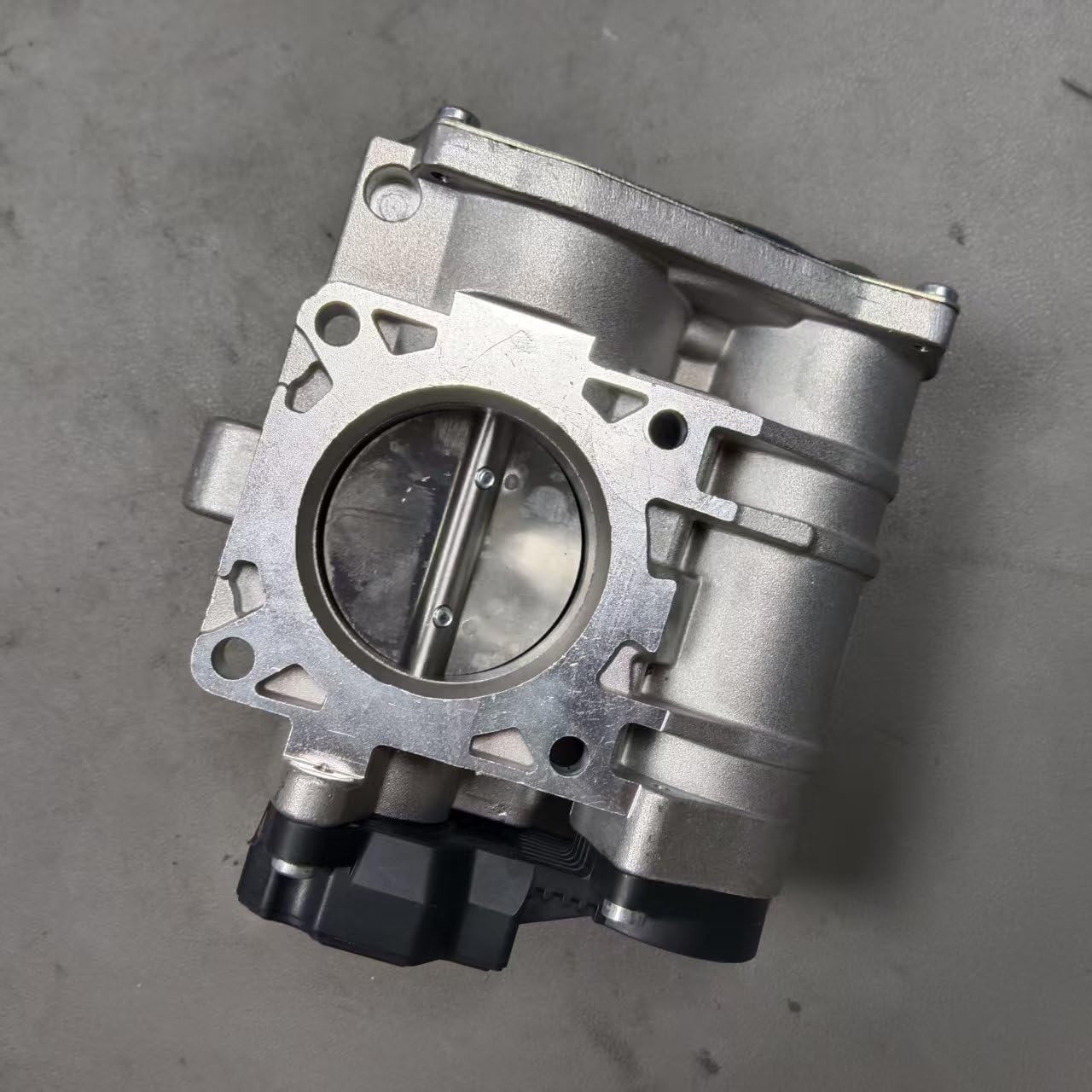Auto Drosselklappe 28168420 21116-1148010 271201532