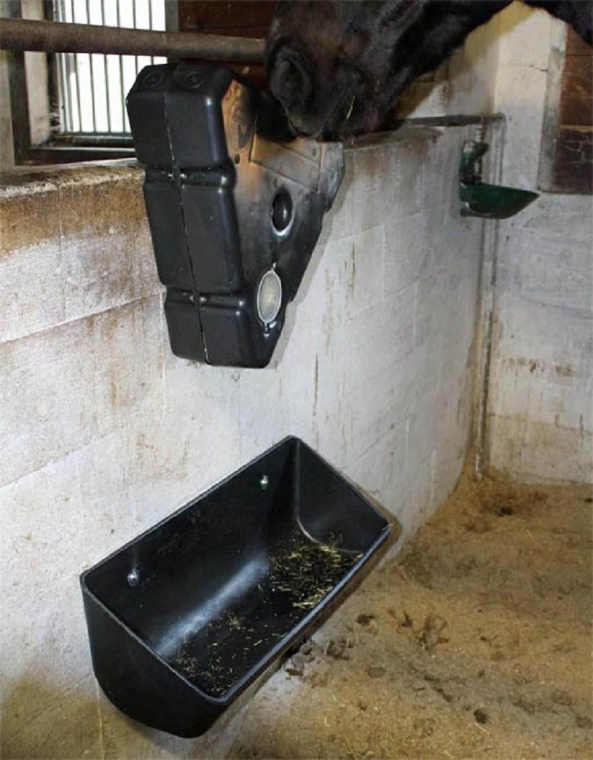 OK-PLAST Dispensador de heno caballos – Comedero automático para caballos – Contenedor y comedero – Empleo de caballos
