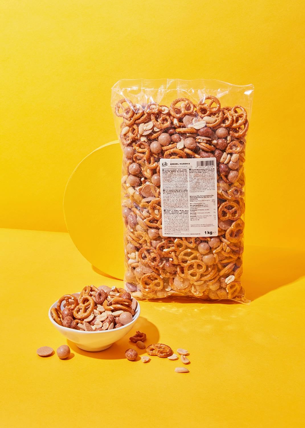 KoRo - Mélange de bretzels et de cacahuètes au chocolat et au caramel 1 kg
