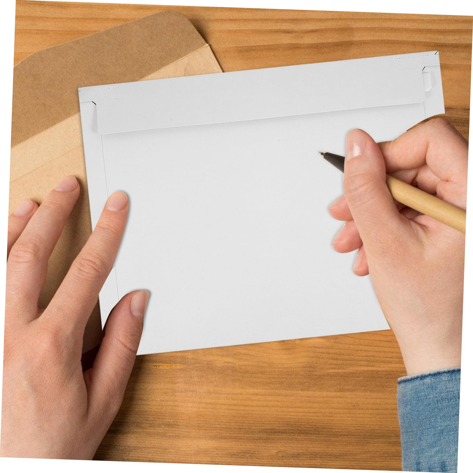 DOITOOL 30pezzi Busta Porta Documenti Rigida in Cartone Plano Autosigillante per Spedire Foto Lettere e Piccoli Oggetti per Archiviazione e Inviti per Matrimoni o Eventi Speciali