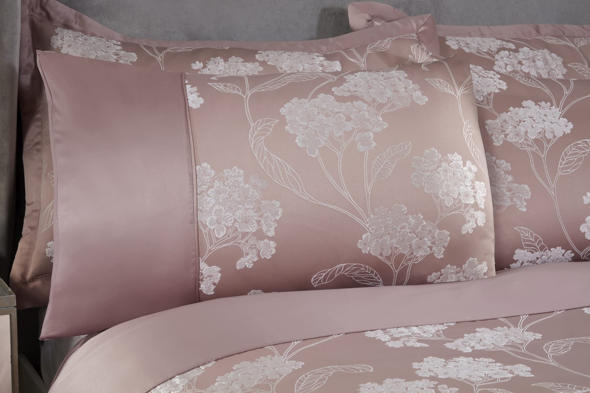 Emma Barclay Blossom - Embellished Jacquard Duvet Set in Blush Pink - King - Image 4
