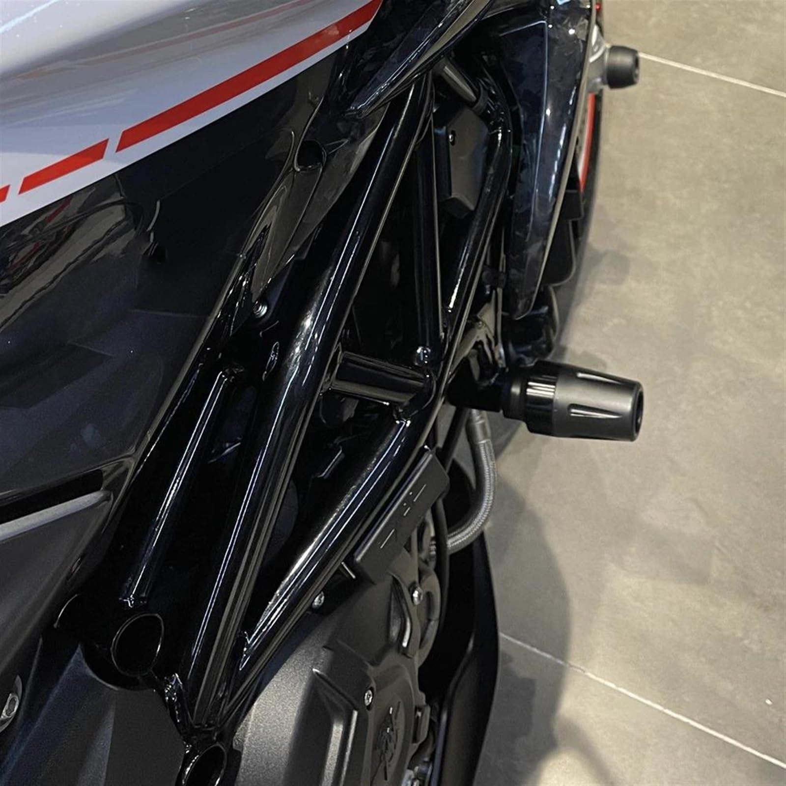 SKINII Frame Sliders Sturzschutz Für MV Für Agusta Für Brutale Für Dragster 800 800RR 800RC Rahmen Slider Crash Protector Motorrad Fallende Schutz Rahmen Motor Crash Pad Sturzpads Motorrad(Rot)