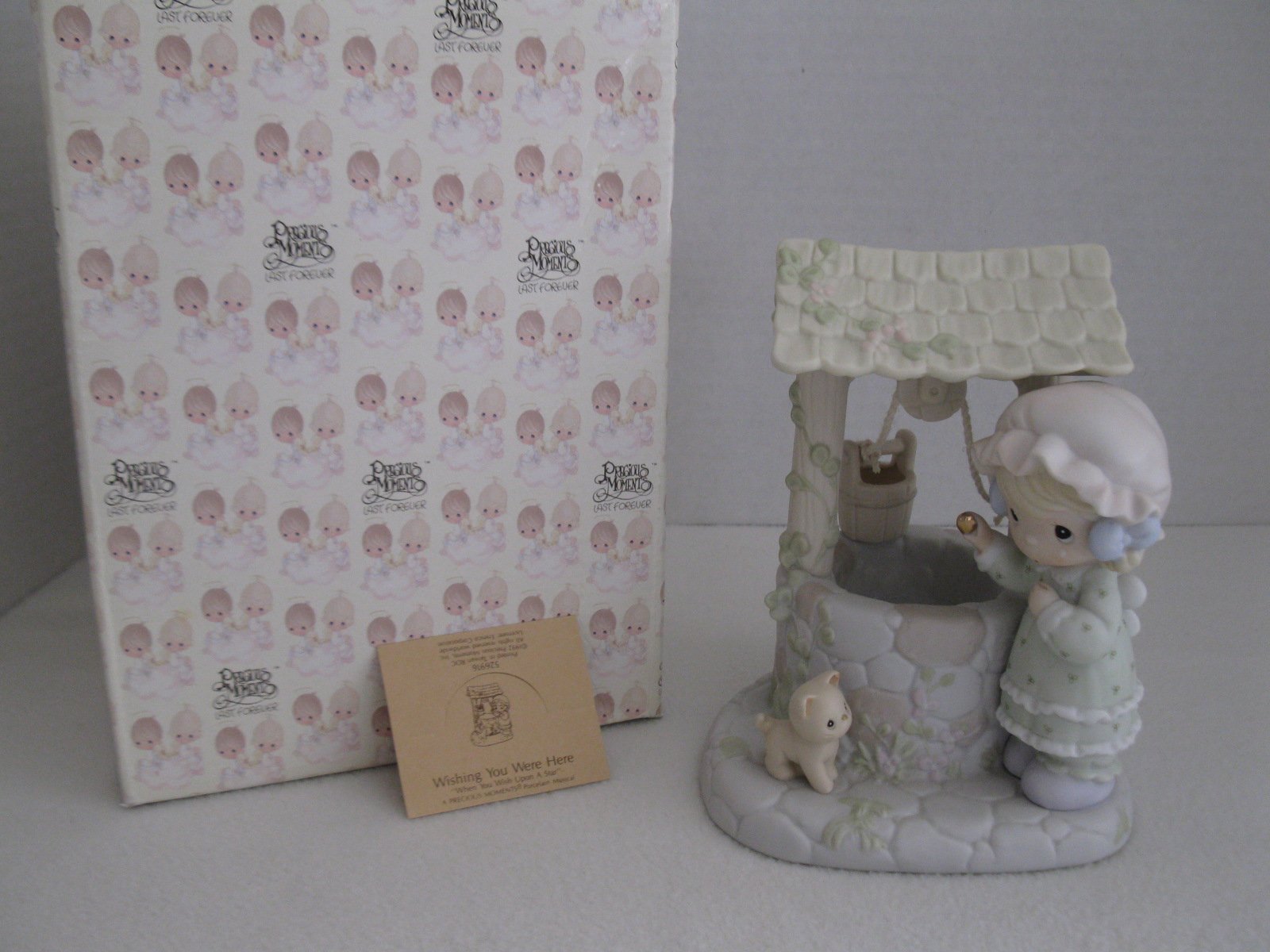 Precious Moments Wishing Musical　オルゴール Amazon.com: Precious Moments Musical Figurine (Plays When You Wish