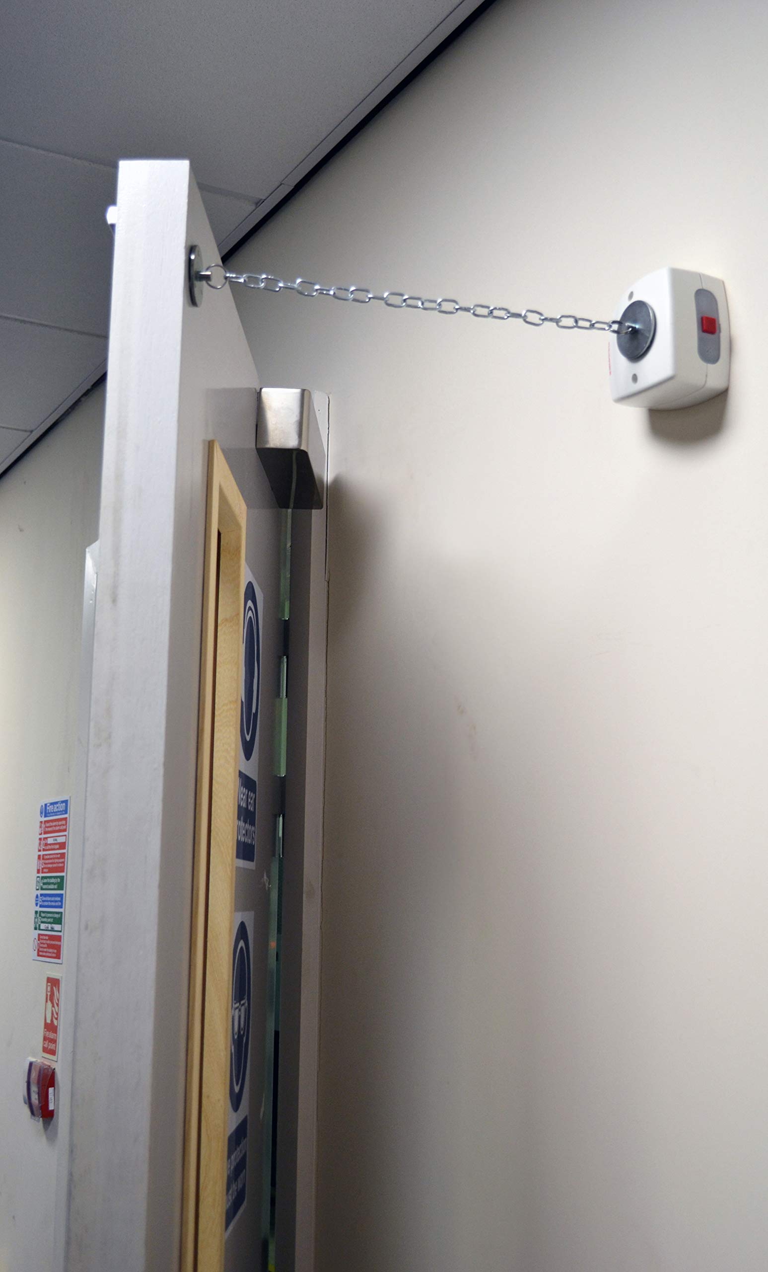 Agrippa ACMD - Protector de cadena para soporte magnético para puerta