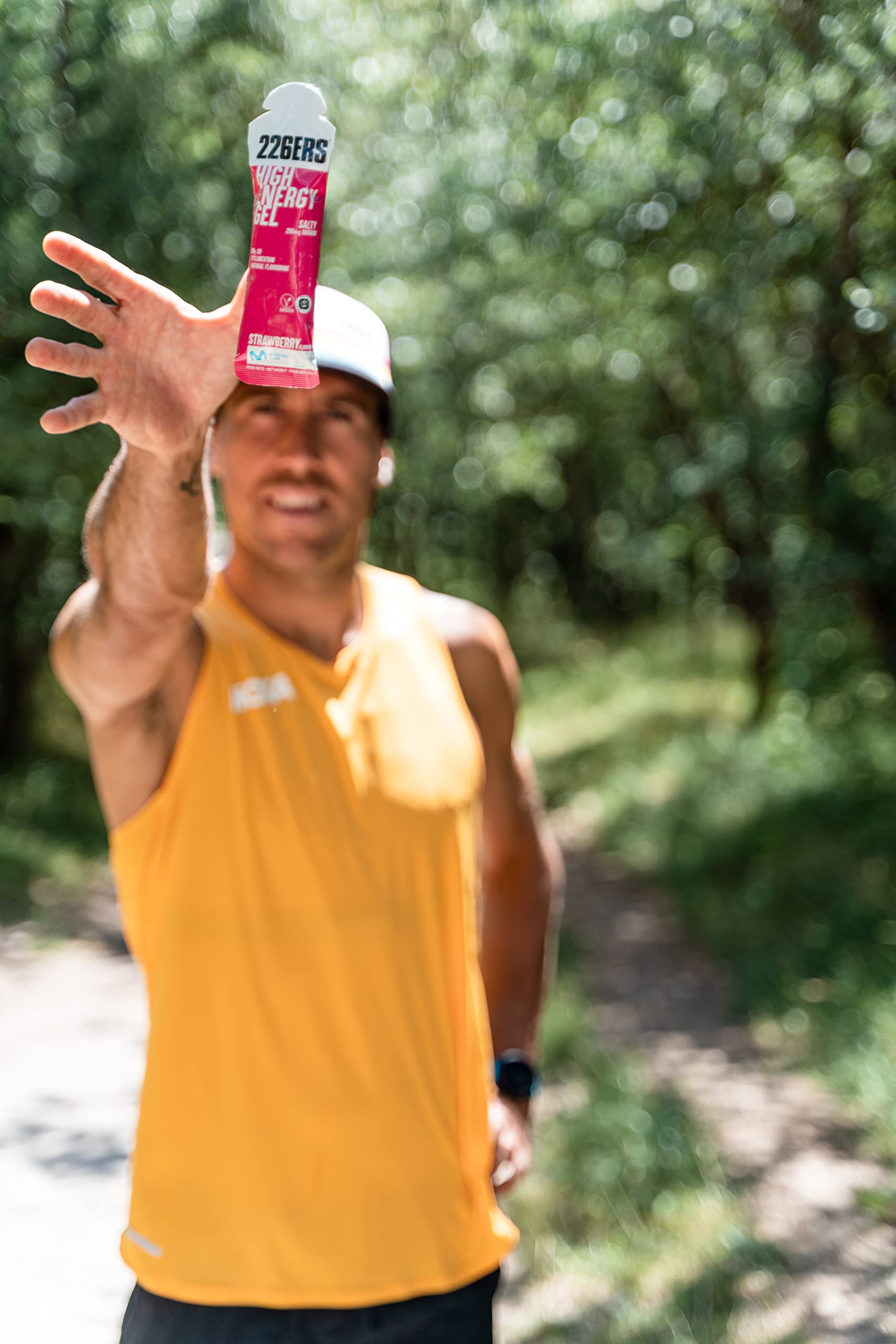 226ERS High Energy Gel, Gel Energético Deportivo, Fresa 24 x 76g | 50g de hidratos, energía prolongada con ciclodextrina, rápido vaciado gástrico, mejor digestión, sin gluten, sin lactosa