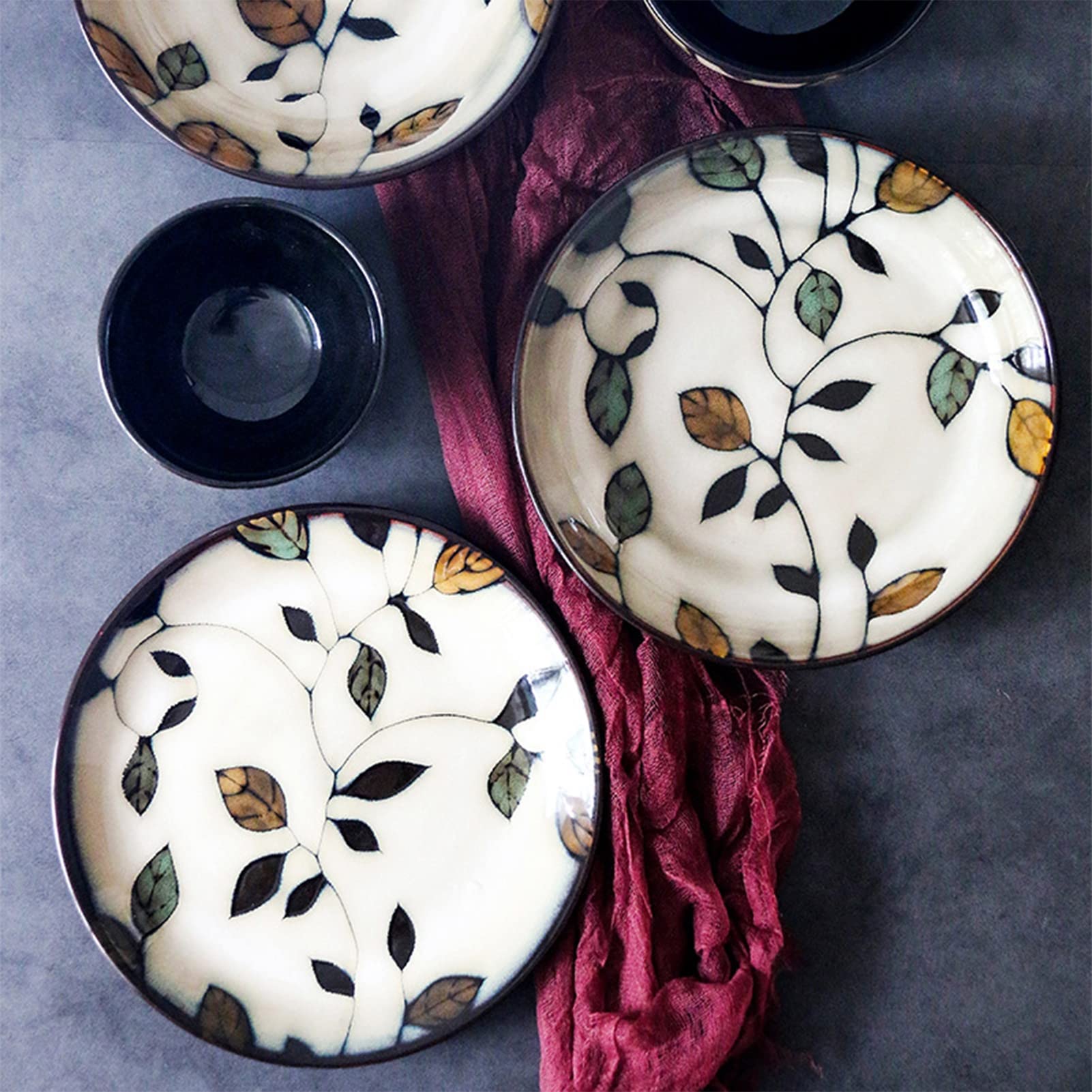 16-częściowy porcelanowy zestaw naczyń dla 4 osób, kompletny zestaw naczyń z talerzami płaskimi, talerzami deserowymi i miskami, nadaje się do kuchenki mikrofalowej i zmywarki