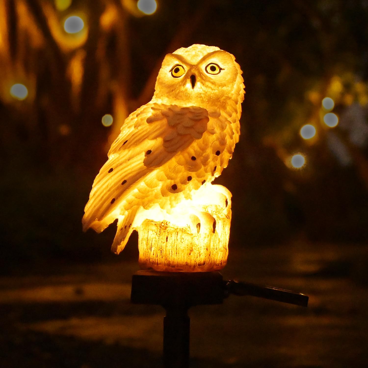 Solar Powered Garden Owl Decor - Outdoor Yard Statue for Outside Lawn Ornament Patio Decorative Waterproof Halloween Decorations Stake Bird Lights for Landscaping Backyard Christmas White Owl