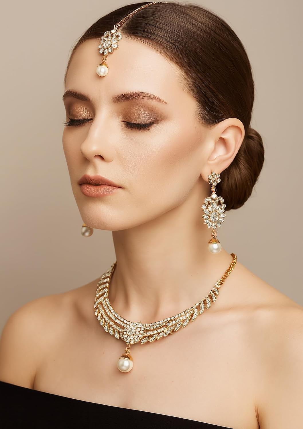 Touchstone Indian Gold Jewelry Sets for Women Bollywood Wedding Guest desi Chunky Necklace maang Tikka Set Pearl Bridal Artificial Simple Formal Outfits White Rhinestone Accessories