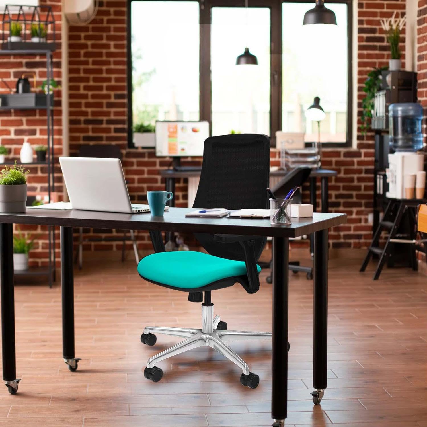 Piqueras y Crespo Silla Escolar ergonómica Mardos con Respaldo Fijo, Brazos 3D, Apoyo Lumbar 1D, Mecanismo sincro 4 Posiciones, para Uso de 8 Horas y Peso máximo de 120 Kg