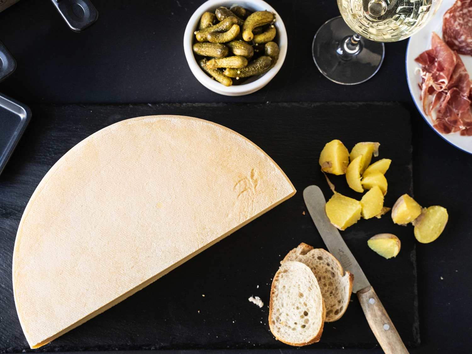 Raclettekäse Schweizer Raclette Swiss 1/2 Laib 2,4 kg Vakuumverpackt Laktosefrei Vegetarisches Lab
