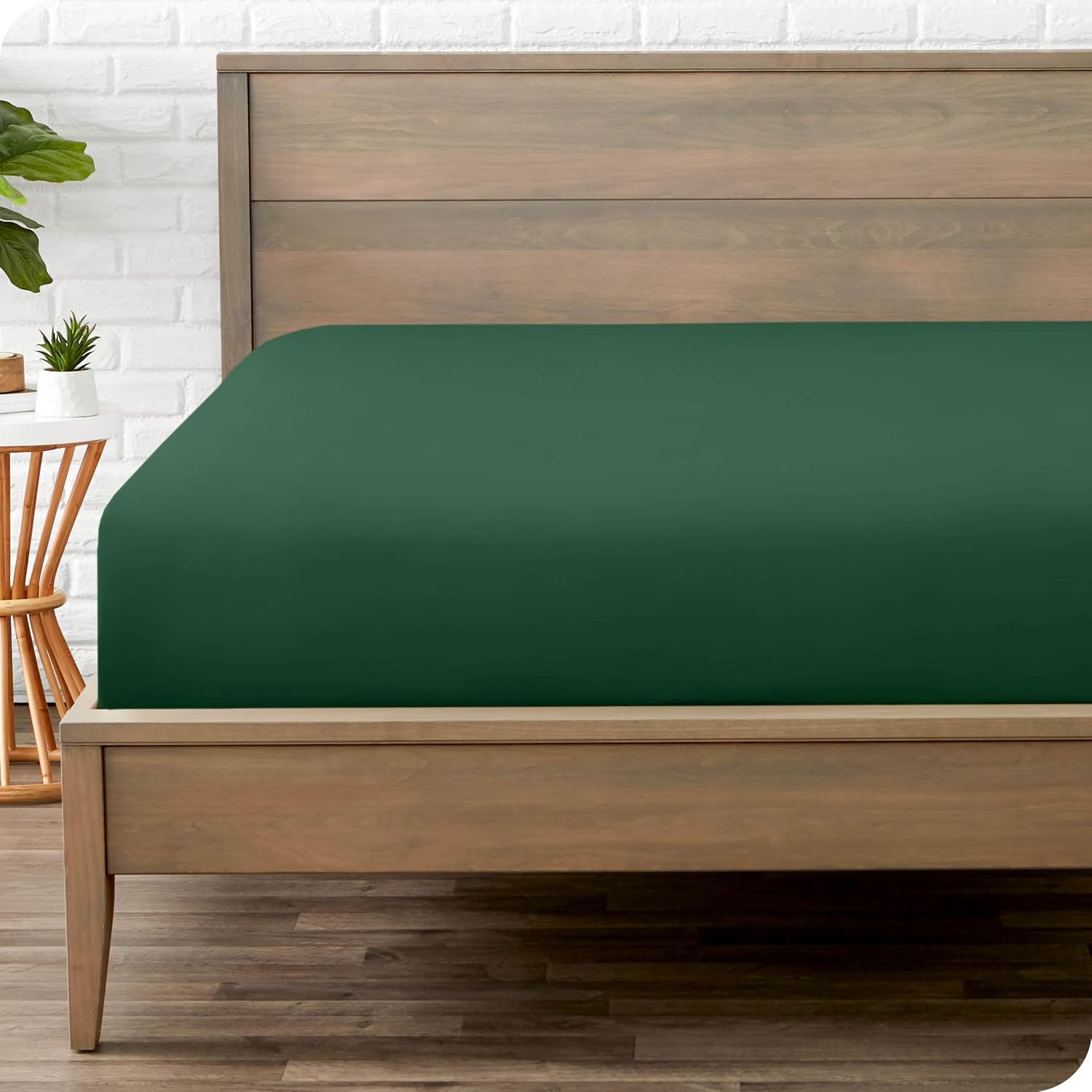 Bare Home Fitted Bottom Sheet Queen Size - Premium 1800 Ultra-Soft - Hotel Luxury - Deep Pocket - Durable and Long Lasting (Queen, Forest Green)