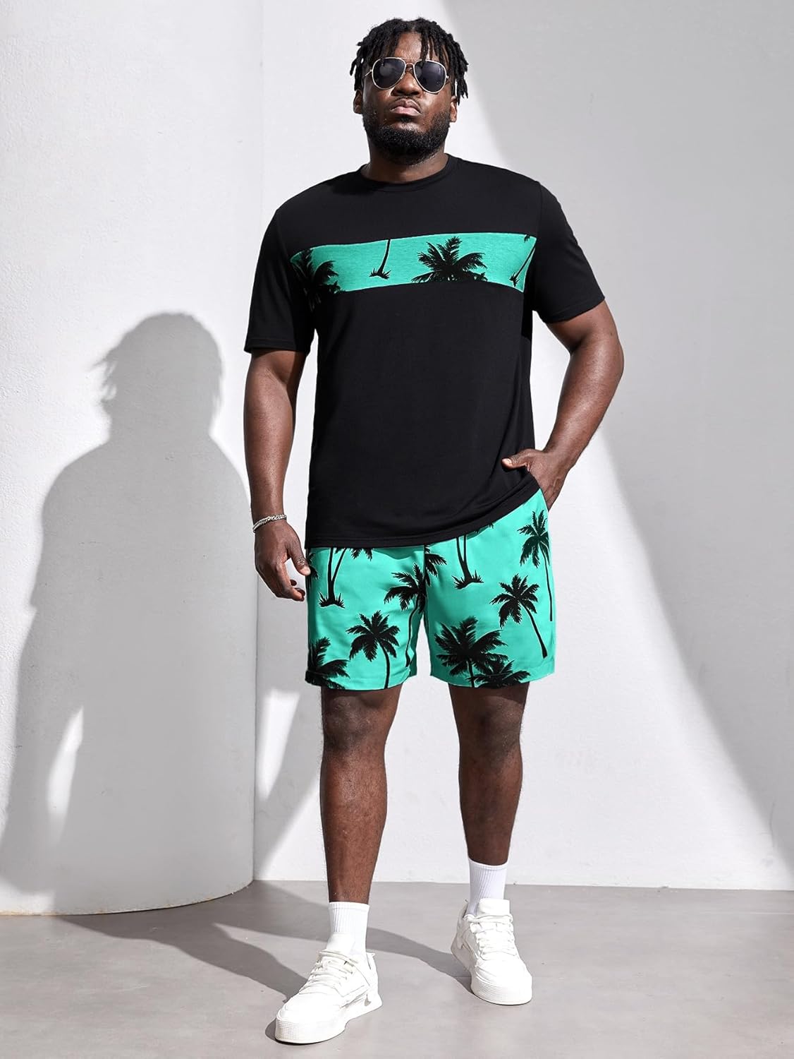 Floerns Men's 2 Piece Boho Outfit Tree Print Tee Shirt with Beach Shorts Set