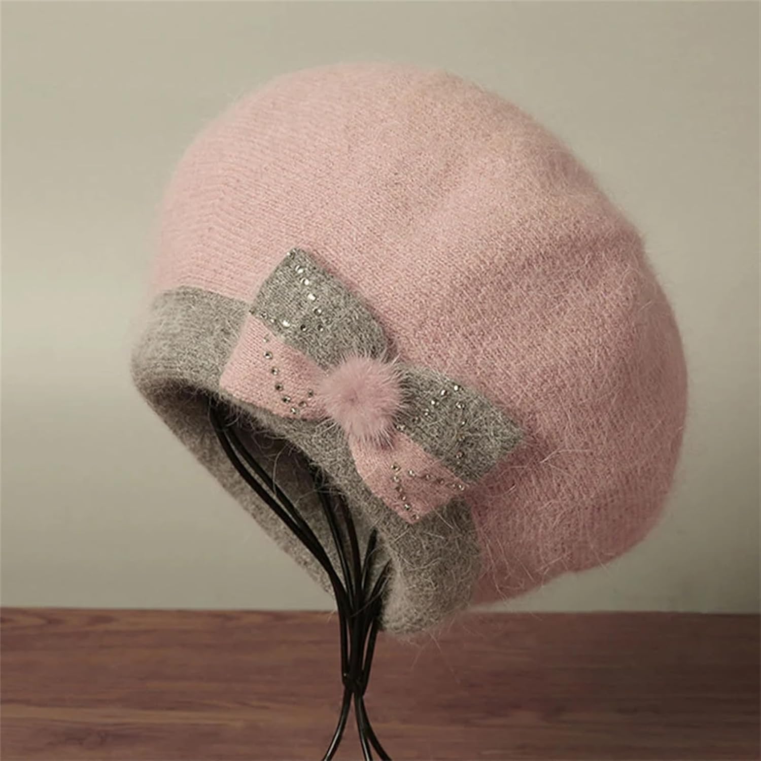 Women's Classic Bowknot Berets Girl's Winter Warm Double Layers Soft Knit Hat Soft Comfortable Outdoor Sports Caps