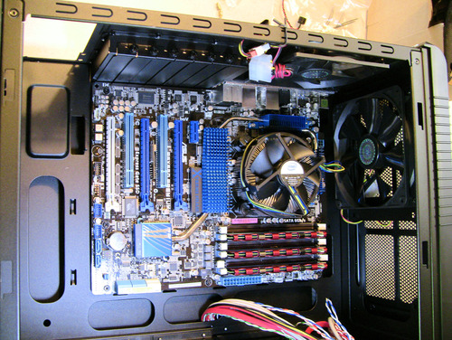 Cool and easy to use, excellent wire management!