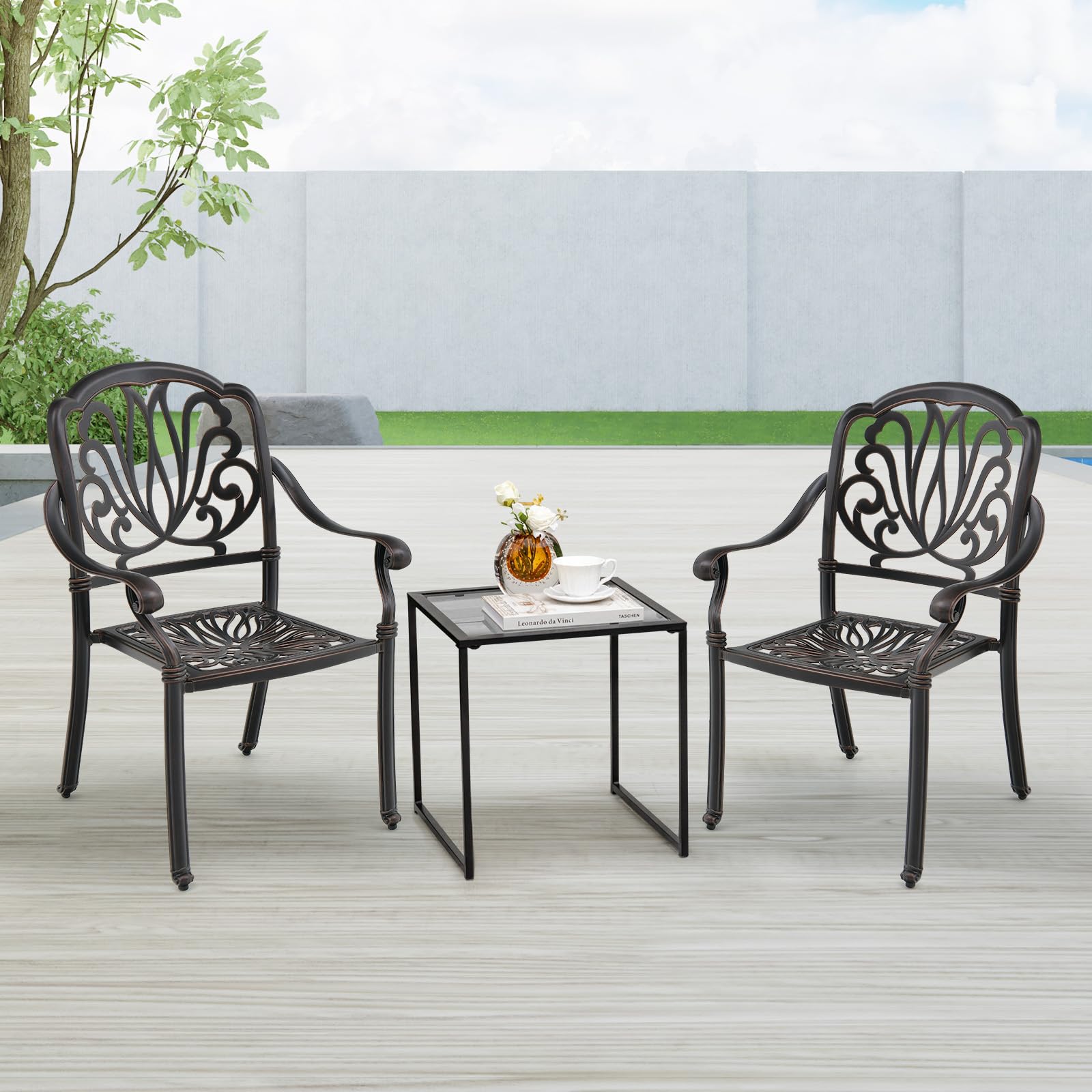 GOPLUS - Juego de 2 sillas de jardín al aire libre de aluminio, 66 x 62 x 93 cm, sillón de jardín de metal apilables con apoyabrazos, patines de pie ajustables, apto para terraza, patio, balcón y