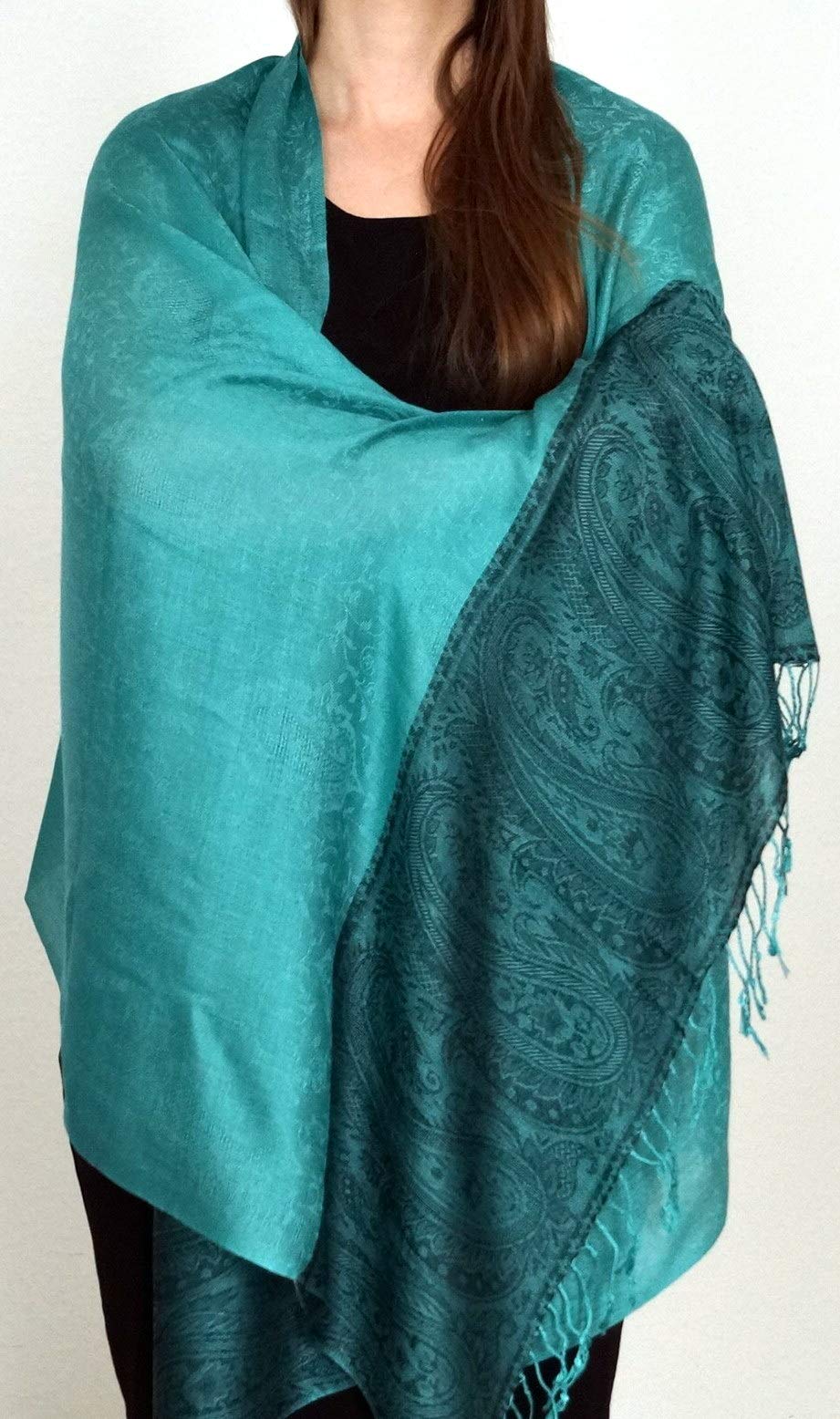 Handgewebter Kaschmir Schal in Ozeangrün Farbe für Klassische Damen mit klassischen Outfits und geschmack - 75cm x 200cm