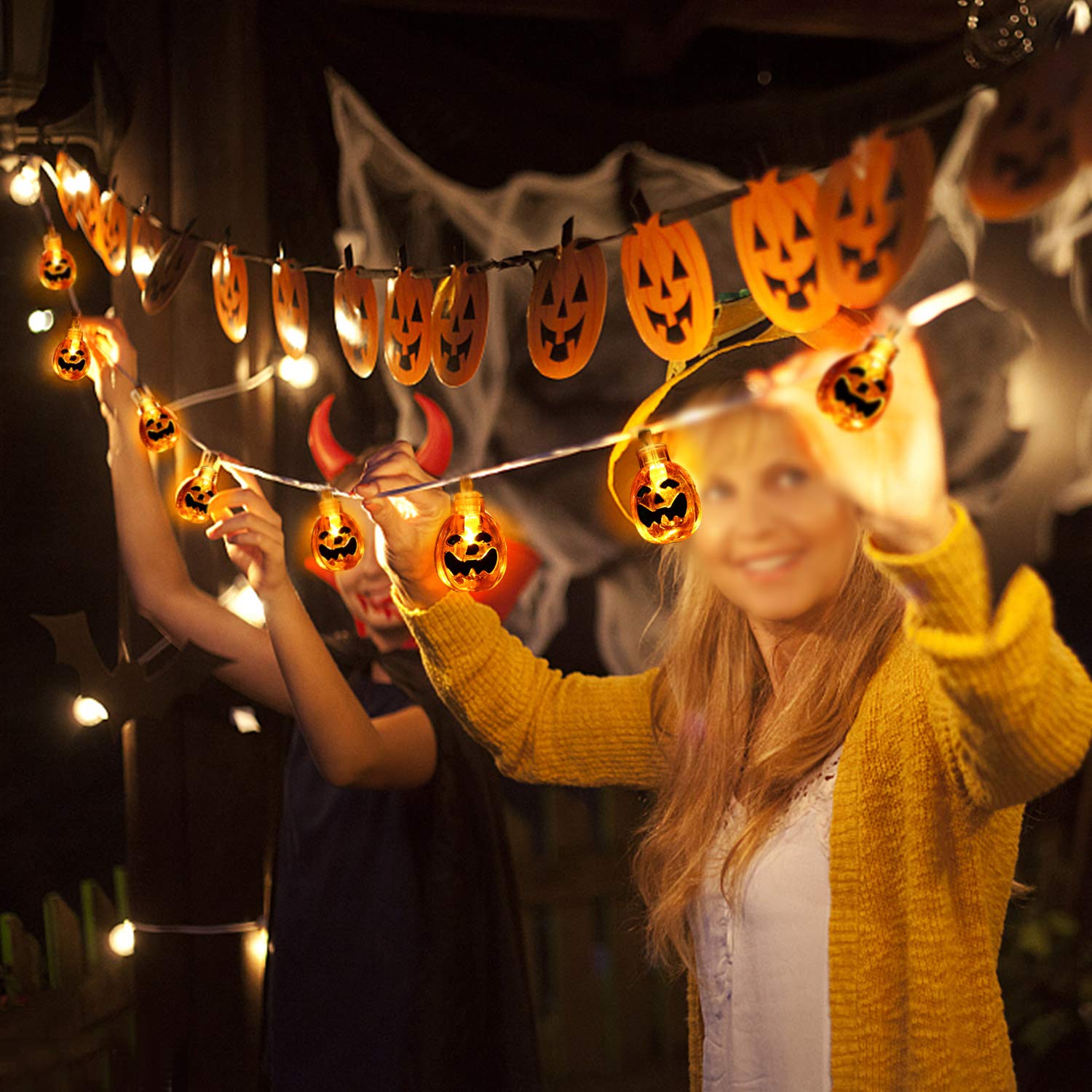 BrizLabs Halloween Luci Stringa, 30 LED Arancia Zucca Catena Luminosa Jack-O-Lantern, 3D Decorazione di Halloween a Batteria Alimentate per Natale Matrimonio Festa Giardino Autunno Ringraziamento