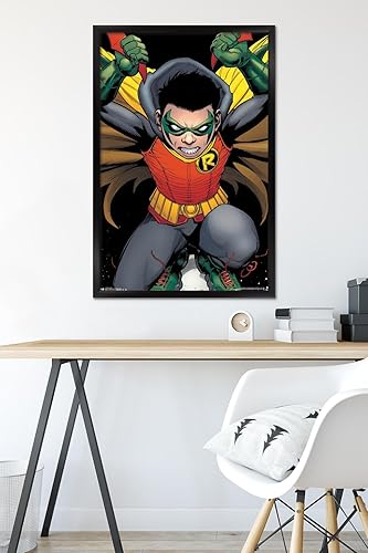 Miniatura 6 de Trends International DC Comics - Póster de pared de Robin - Damian Wayne, 22.375 x 34 pulgadas, versión enmarcada en negro