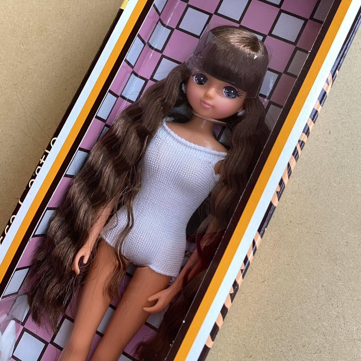 Amazon | 2019年日本橋BASICモデル きらちゃんV5 リカ 人形 キャッスル