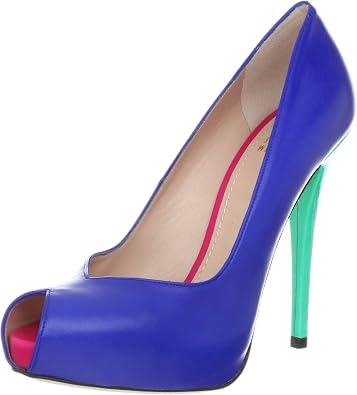 Stuart Weitzman Women's Victoria 
