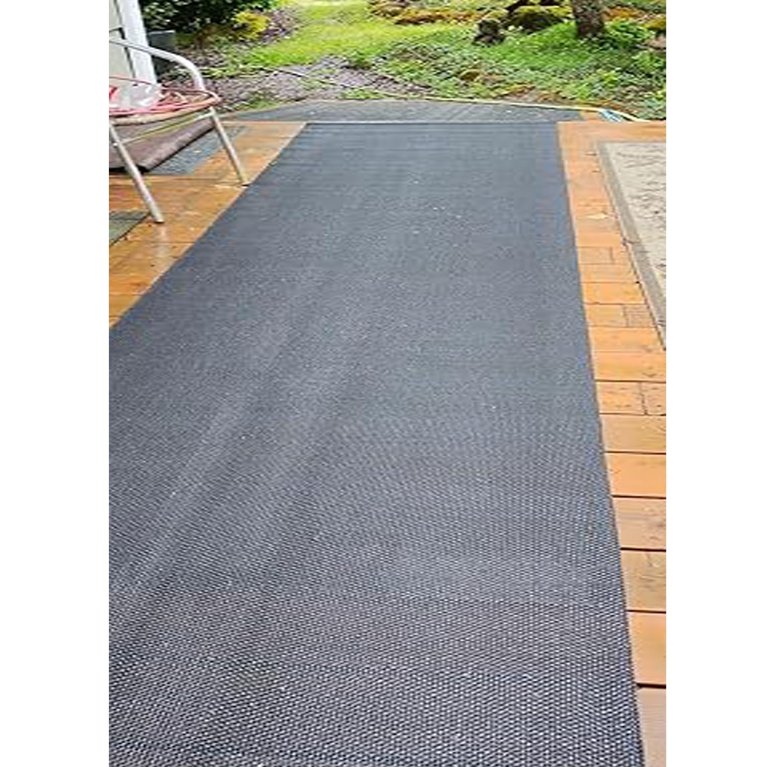 Tapis de sol antidérapant en PVC robuste avec trous de drainage pour zones humides ou glissantes, coussin d'intérieur et d'extérieur (noir, 0,9 x 5 m)