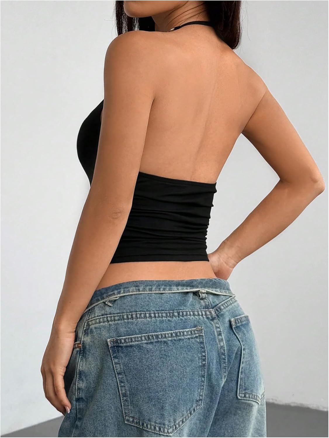 Milumia Women's Ring Linked Halter Top Y2k Sexy Backless Sleeveless Cropped Tops - Image 3