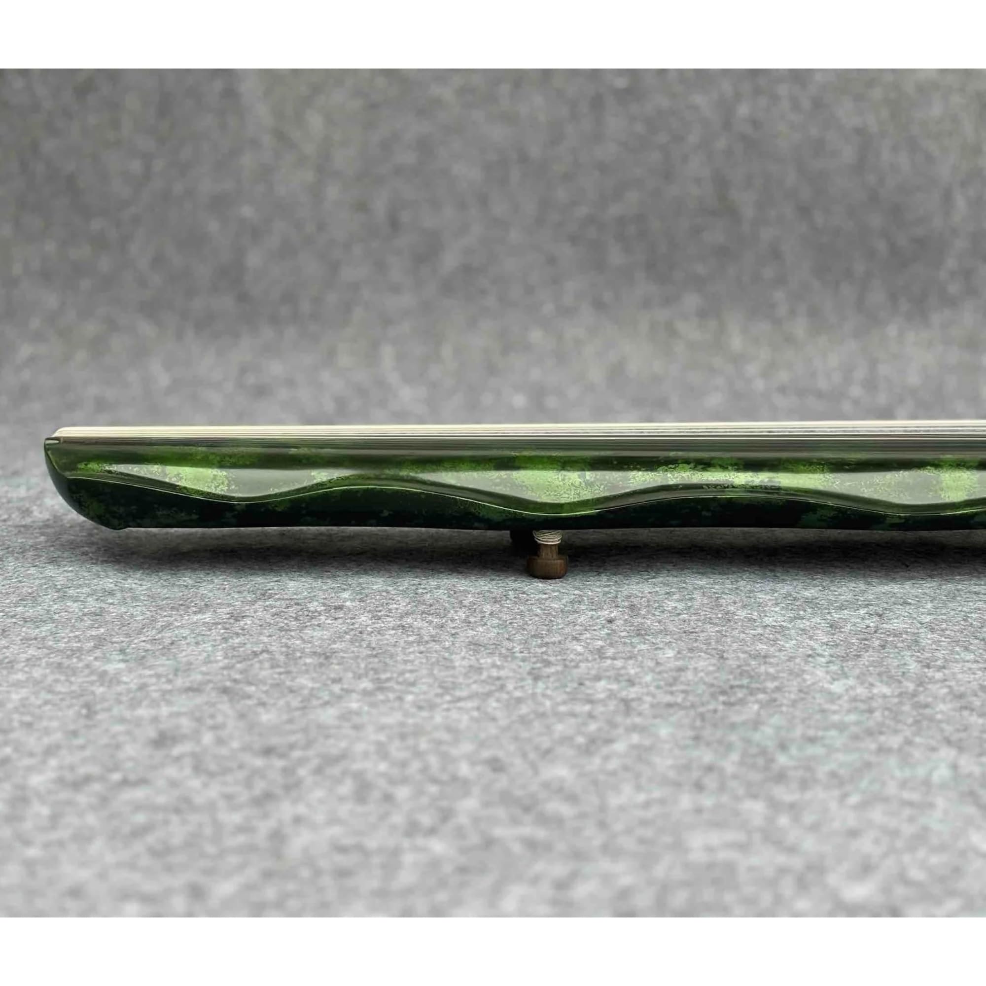 Guqin Stary Instrument Strunowy Z Lakierowanego Drewna Paulownia Ręcznie Robiony
